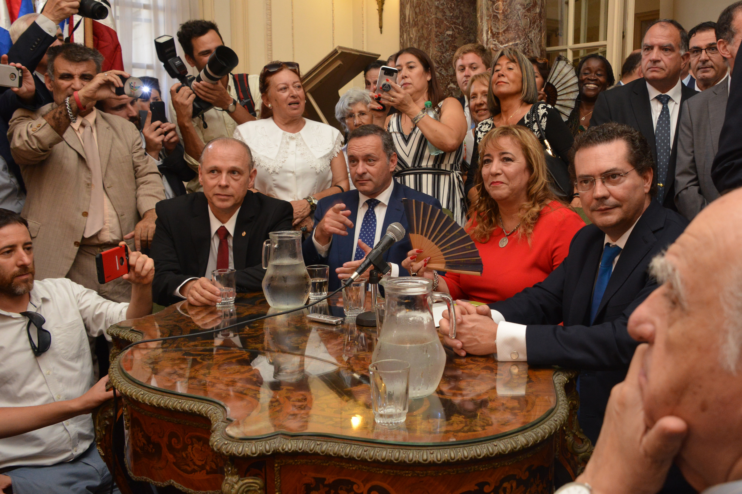 Asunción de autoridades del Ministerio de Vivienda