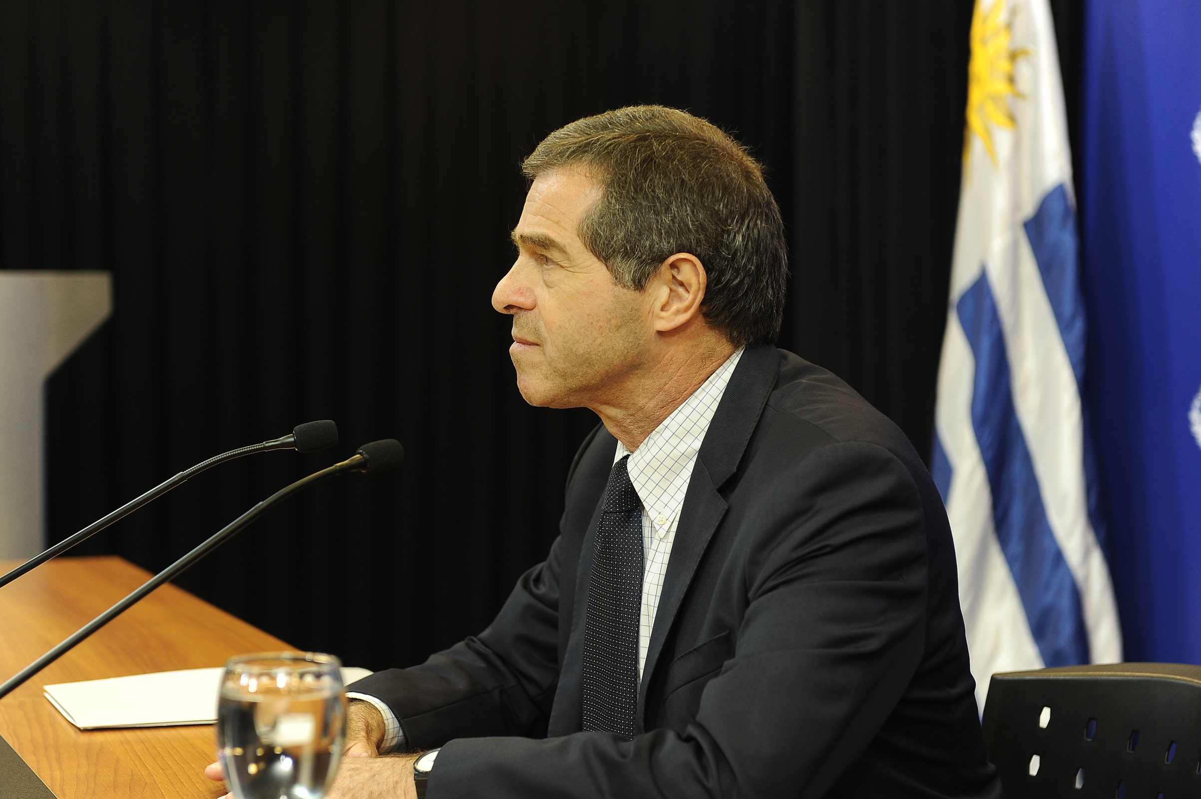 Canciller Ernesto Talvi en conferencia de prensa
