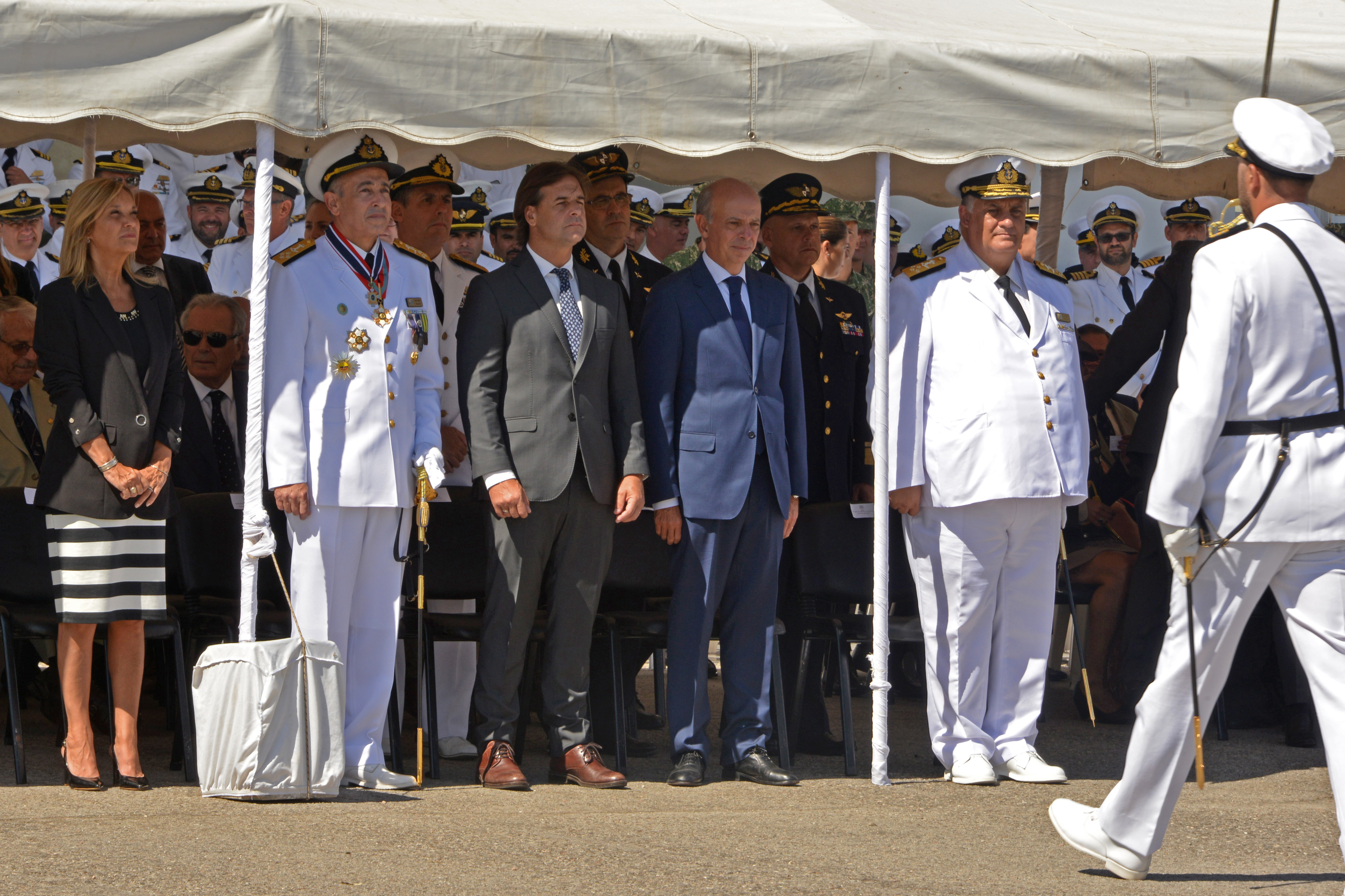 Acto de asunción del comandante de la Armada Nacional