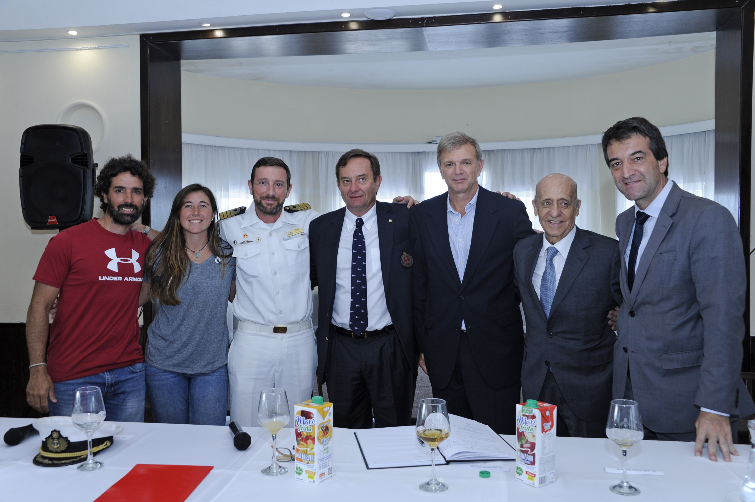 Secretario nacional del Deporte, Sebastián Bauzá, encabezó despedida a delegación del deporte de vela que participará de competencias preolímpicas