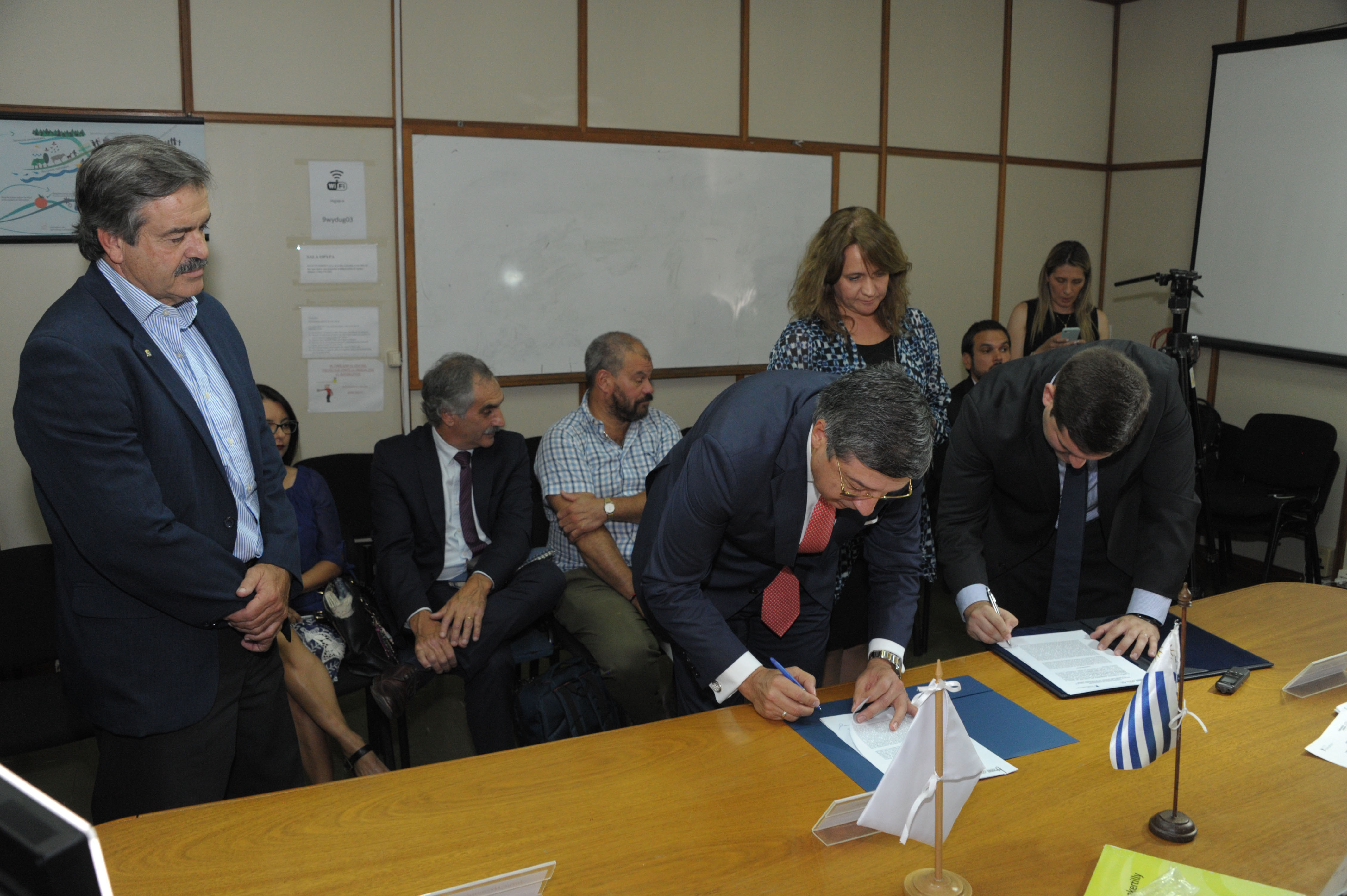Firma del convenio marco de cooperación entre el Comité Veterinario Permanente del Cono Sur y la Secretaría General de la Comunidad Andina