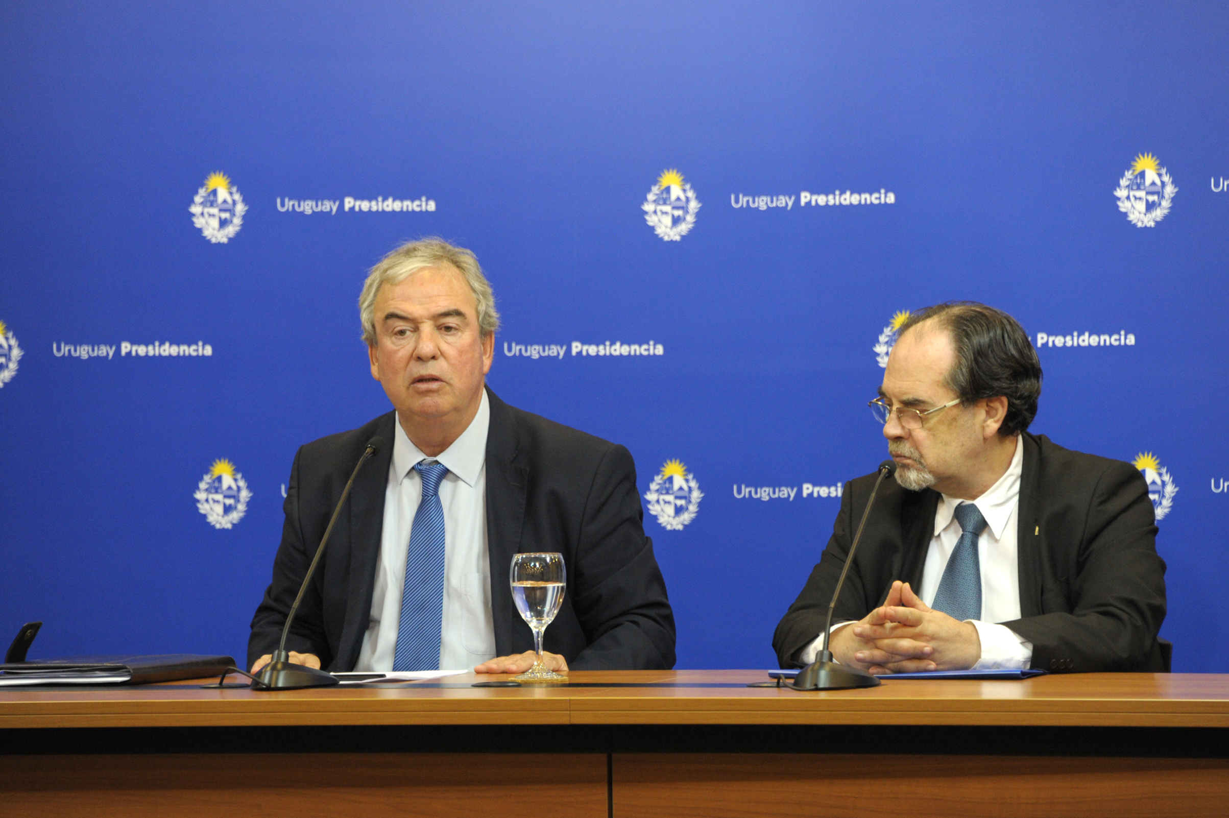 Ministro de Transporte y Obras Públicas, Luis Alberto Heber, y director general de Secretaría, Carlos Scirgalea Poppa
