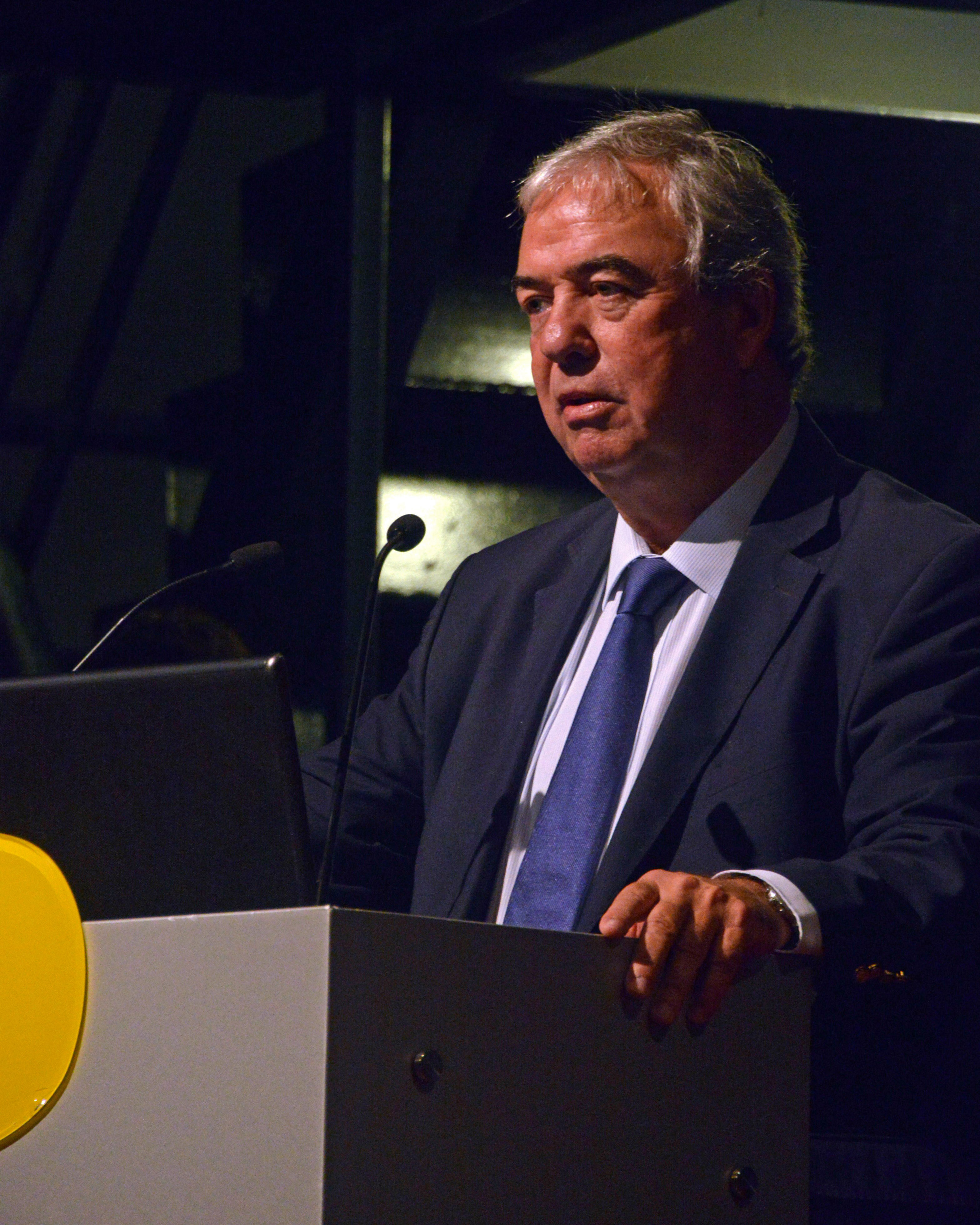 Ministro de Transporte y Obras Públicas, Luis Alberto Heber