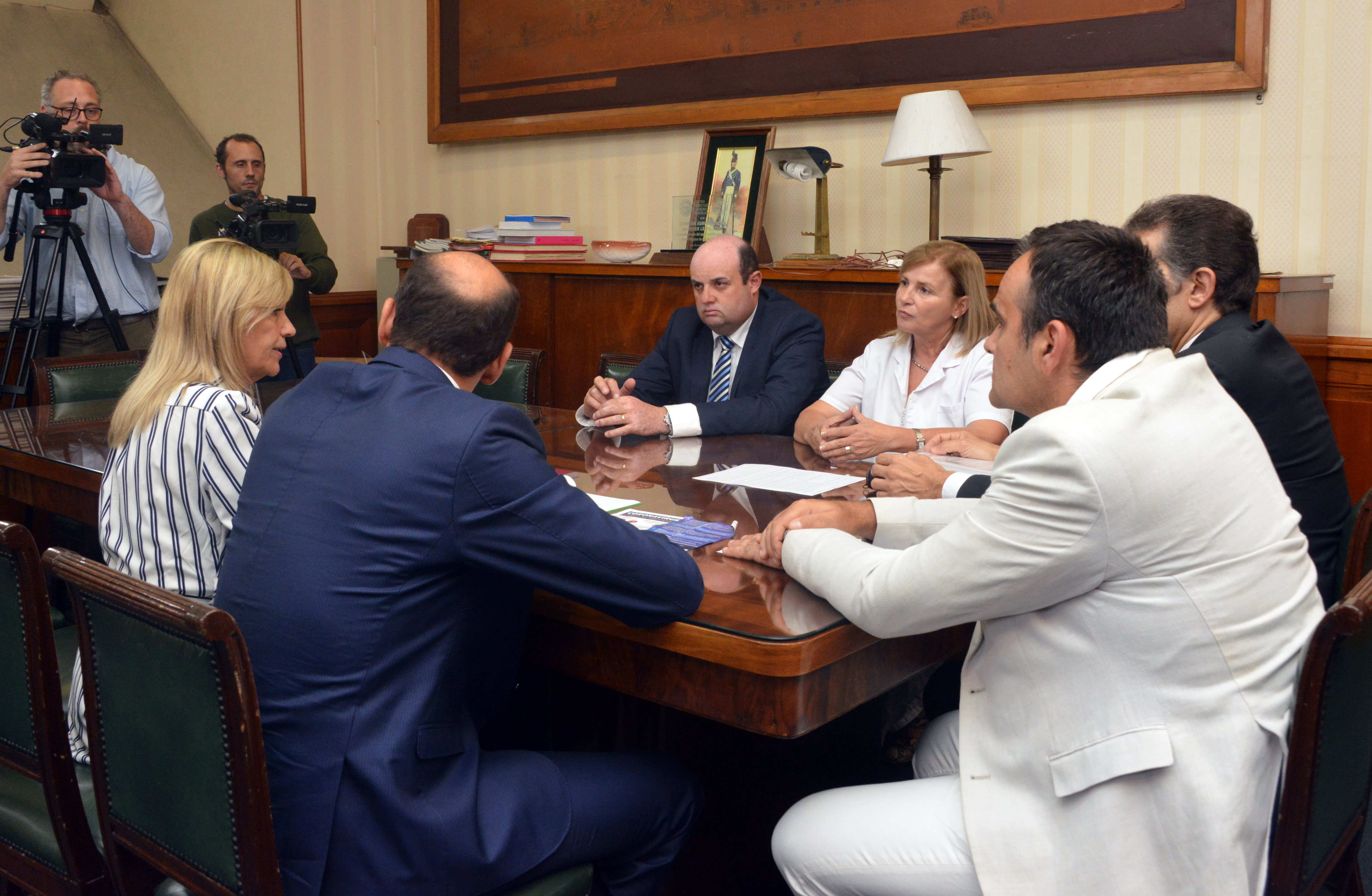 Vicepresidenta Beatriz Argimón en reunión con autoridades del Ministerio de Salud Pública