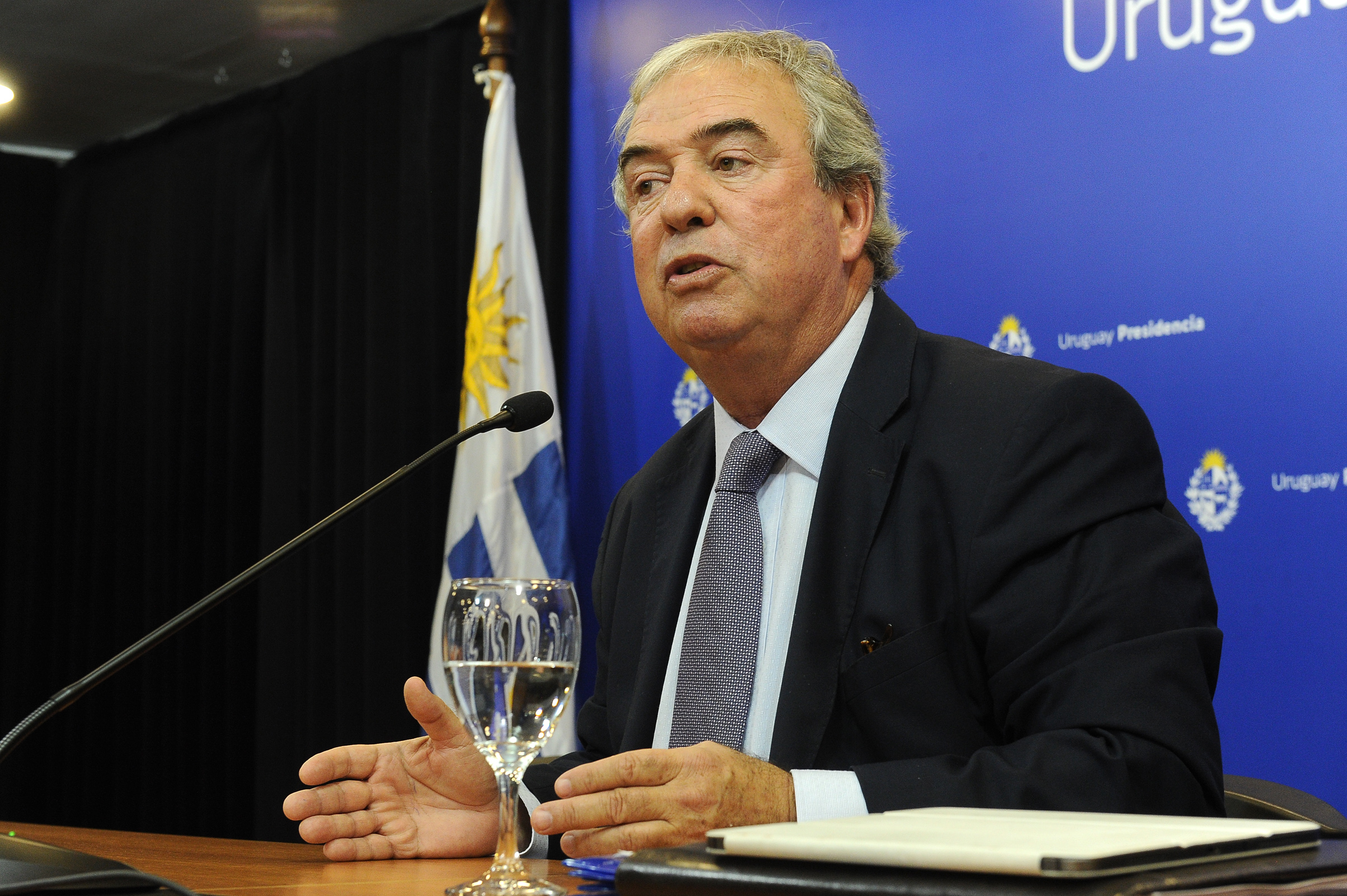 Ministro de Transporte y Obras Públicas, Luis Alberto Heber