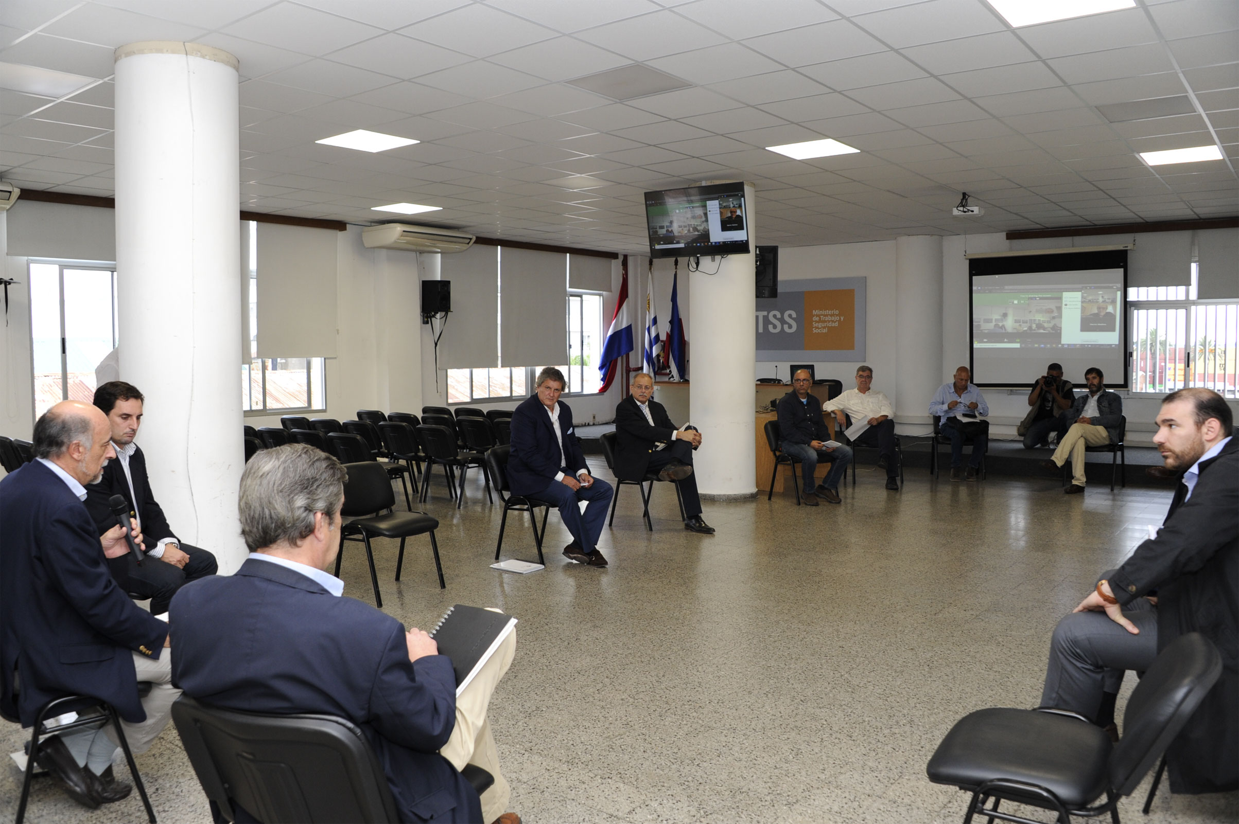 Reunión en el Ministerio de Trabajo y Seguridad Social