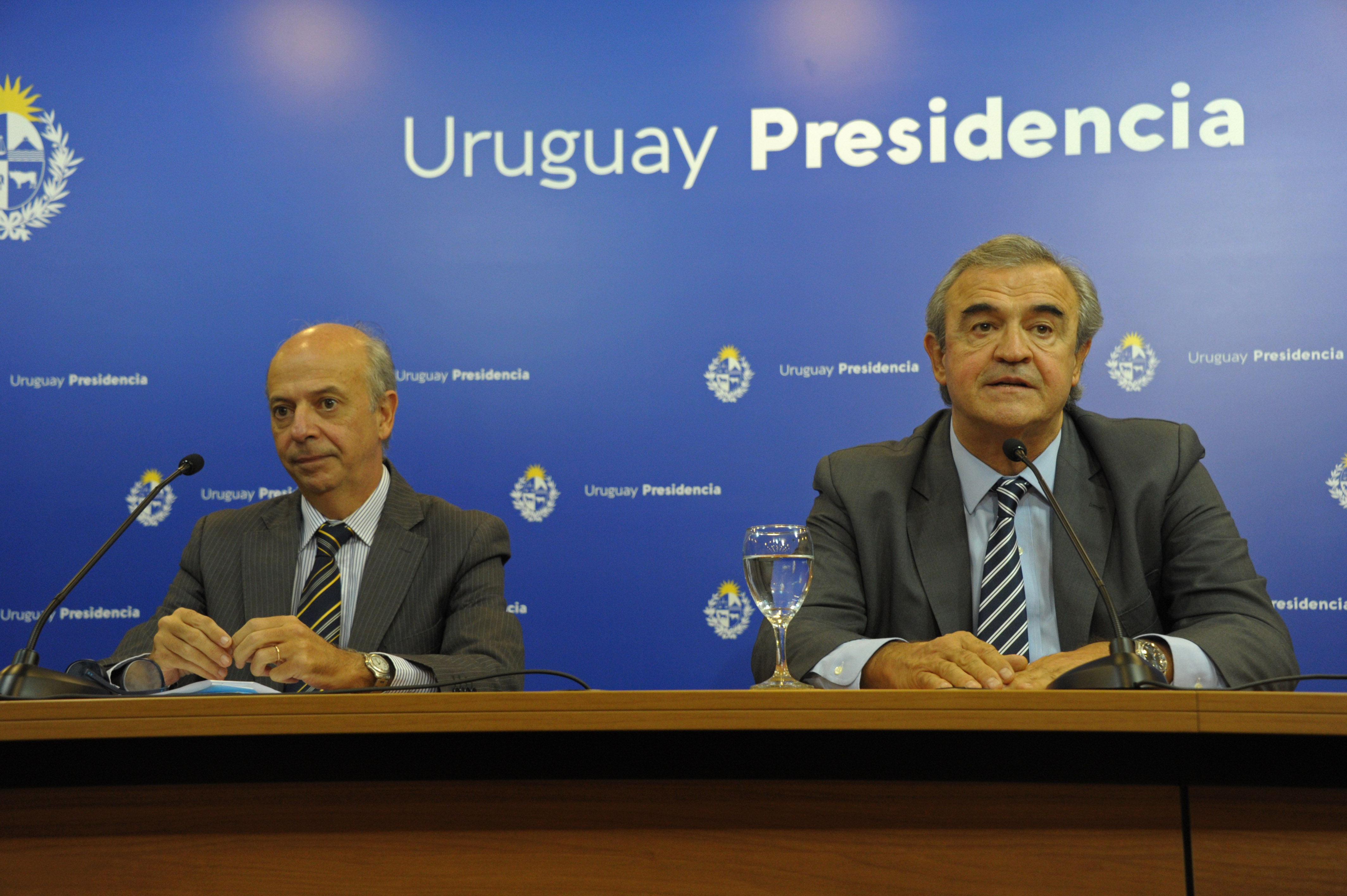 Ministro de Defensa Nacional, Javier García, y ministro del Interior, Jorge Larrañaga