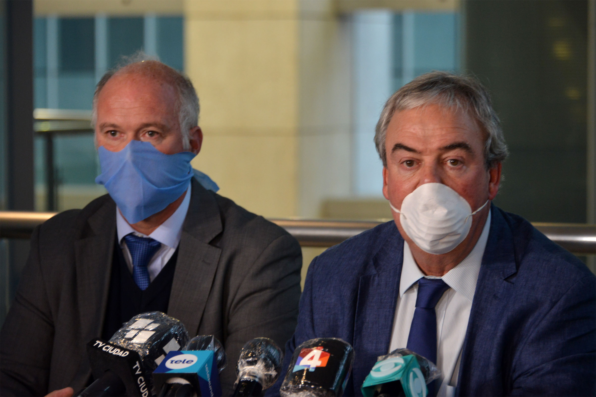 Ministro de Transporte y Obras Públicas, Luis Alberto Heber, encabezó conferencia de prensa junto a Juan José Olaizola, subsecretario de la cartera