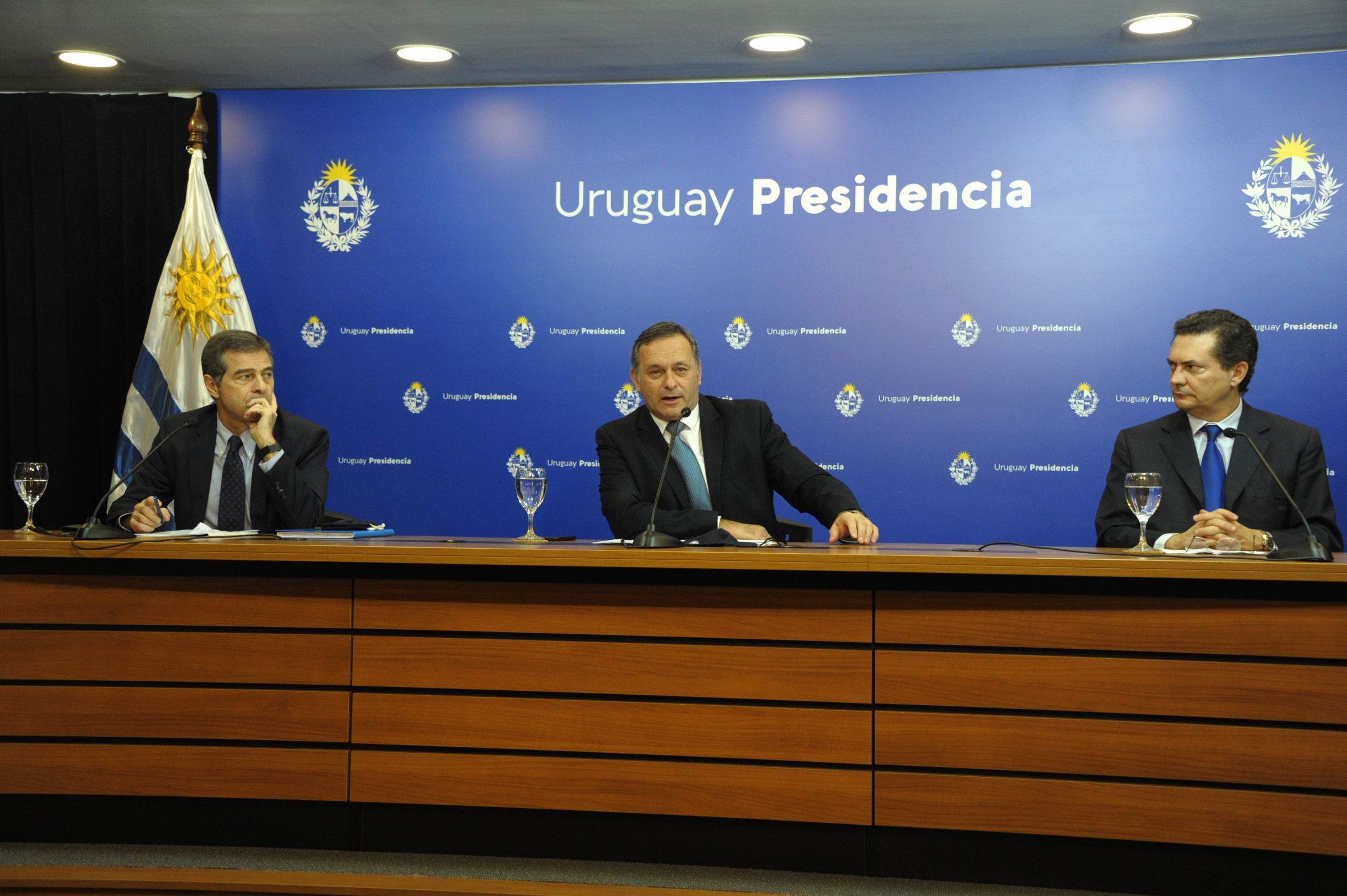 Canciller, Ernesto Talvi, secretario de Presidencia, Álvaro Delgado, y prosecretario de Presidencia, Rodrigo Ferrés