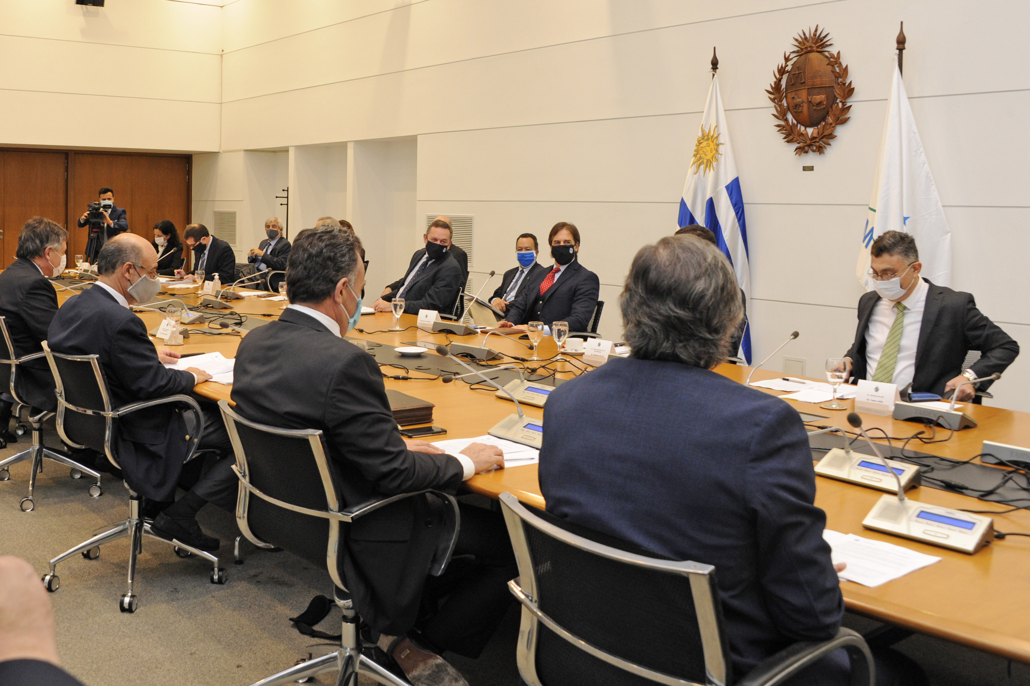 Consejo de Ministros, en piso 11 de Torre Ejecutiva, encabezado por el presidente, Luis Lacalle Pou