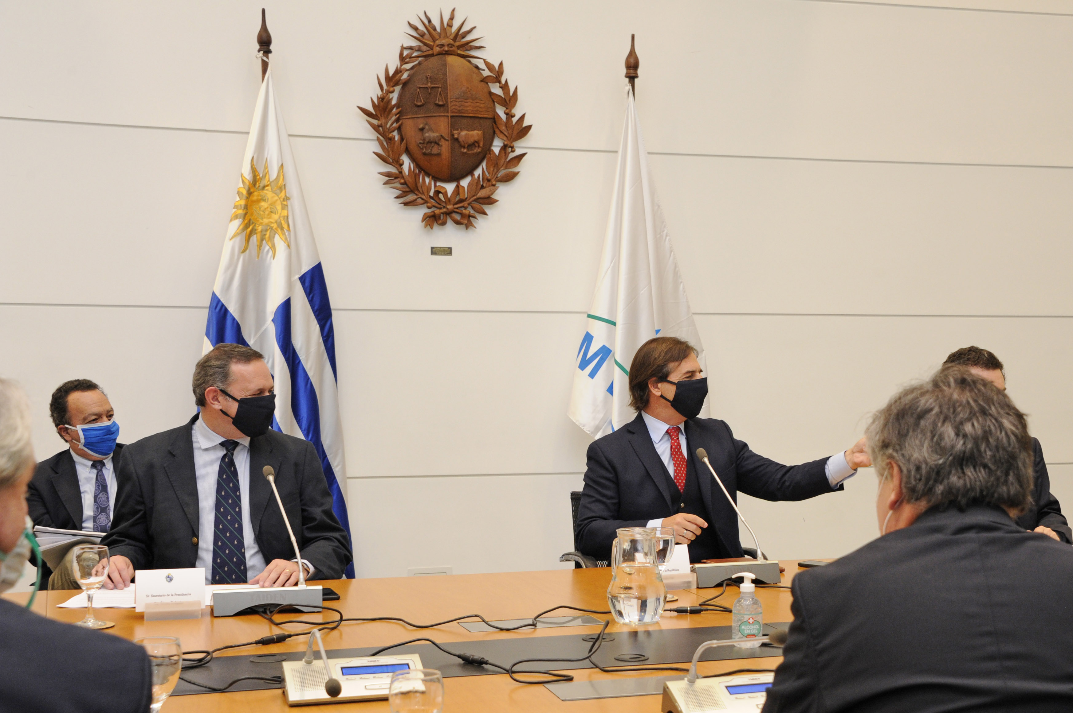 Consejo de Ministros, en piso 11 de Torre Ejecutiva, encabezado por el presidente, Luis Lacalle Pou