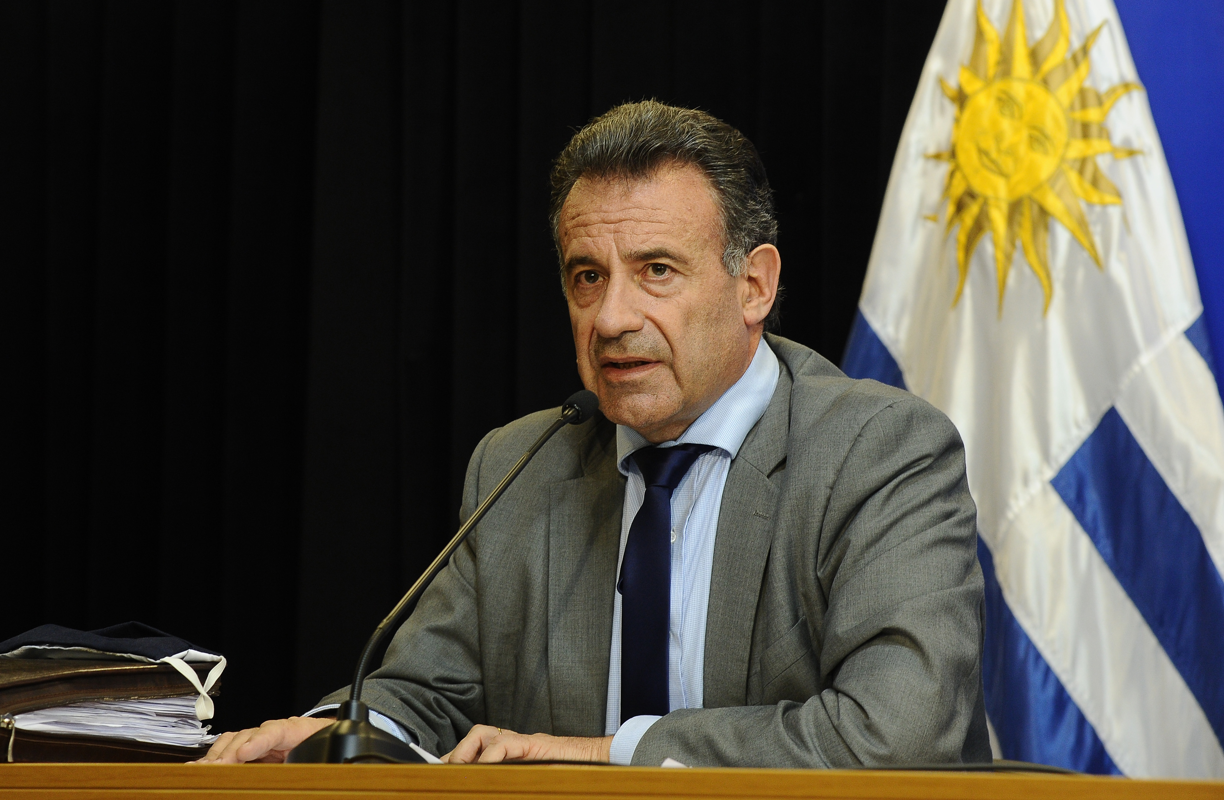 Ministro de Salud Pública, Daniel Salinas