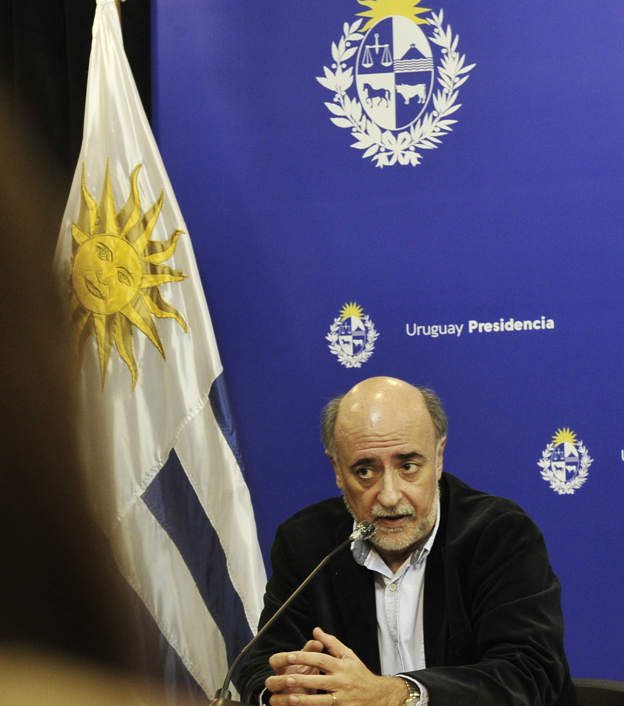 Ministro de Trabajo y Seguridad Social, Pablo Mieres, en conferencia de prensa