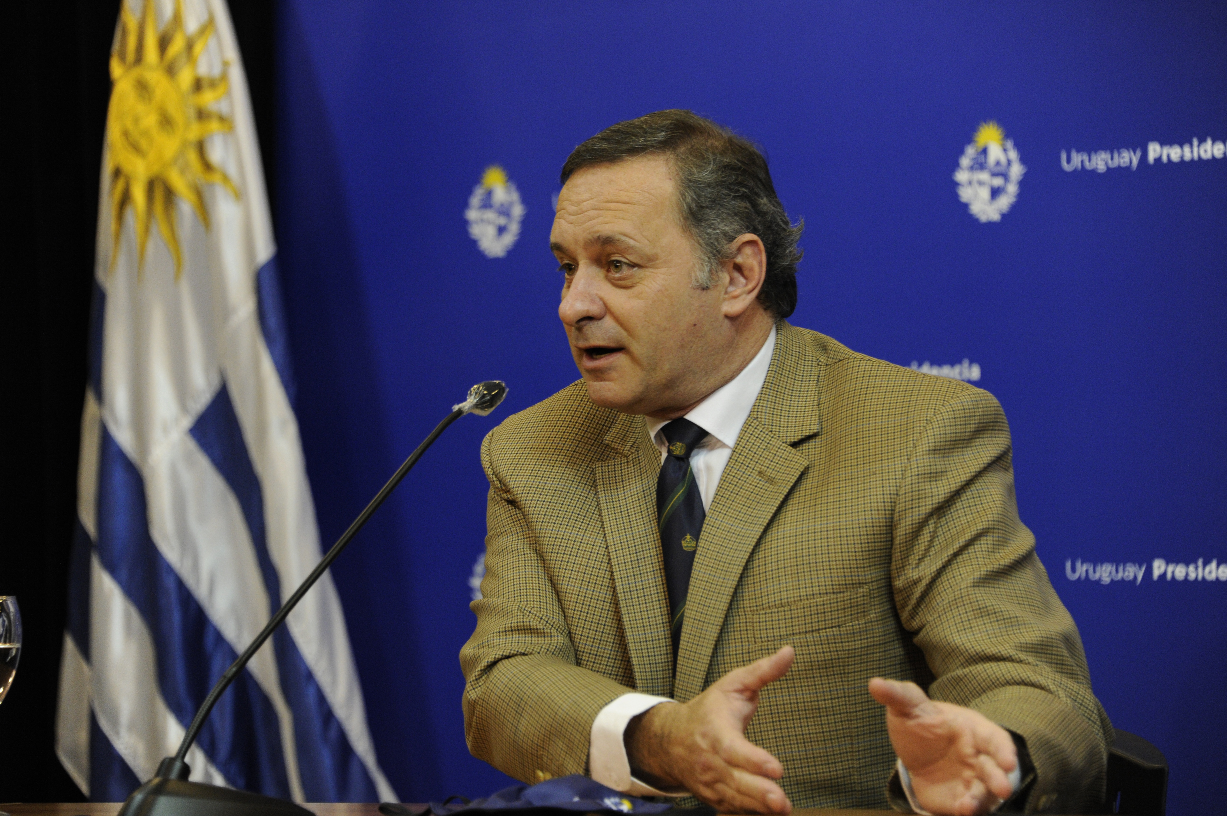 Secretario de la Presidencia, Álvaro Delgado, en conferencia de prensa en la Torre Ejecutiva