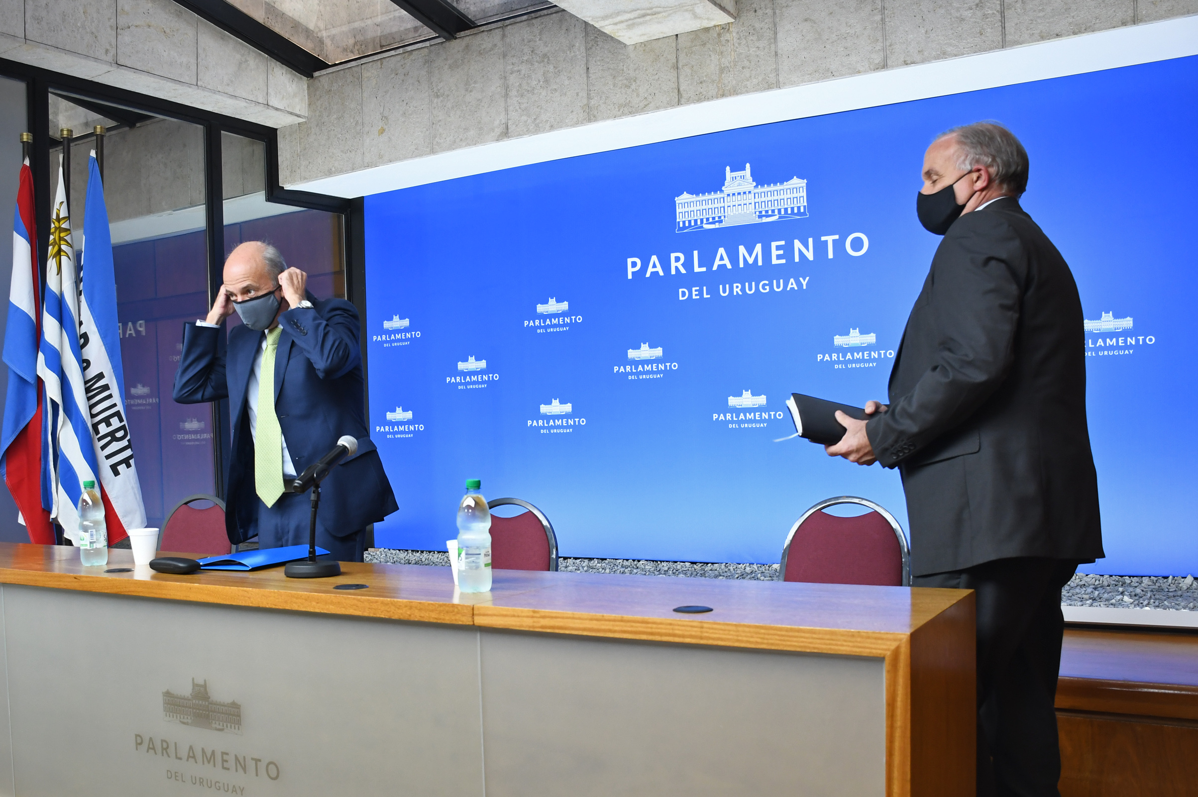 Ministro de Defensa Nacional, Javier García, encabezó conferencia de prensa