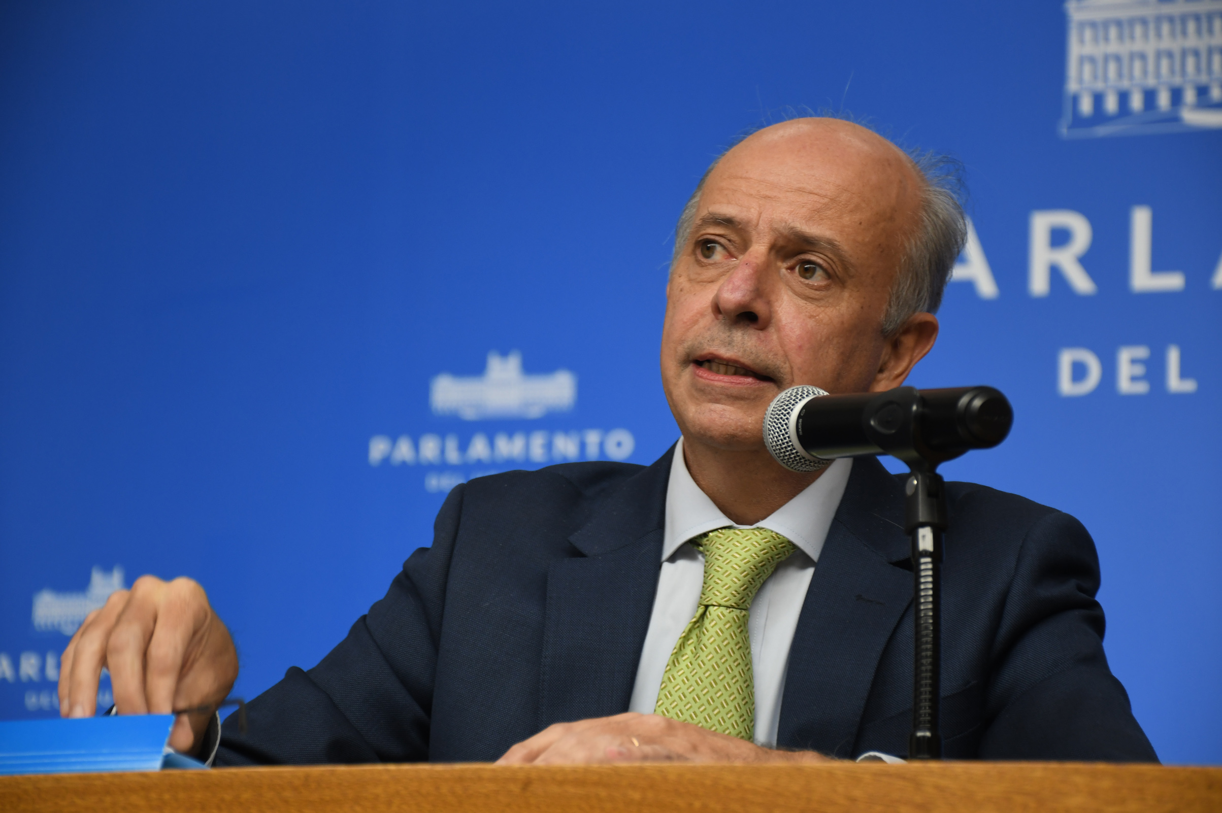 Ministro de Defensa Nacional, Javier García, encabezó conferencia de prensa
