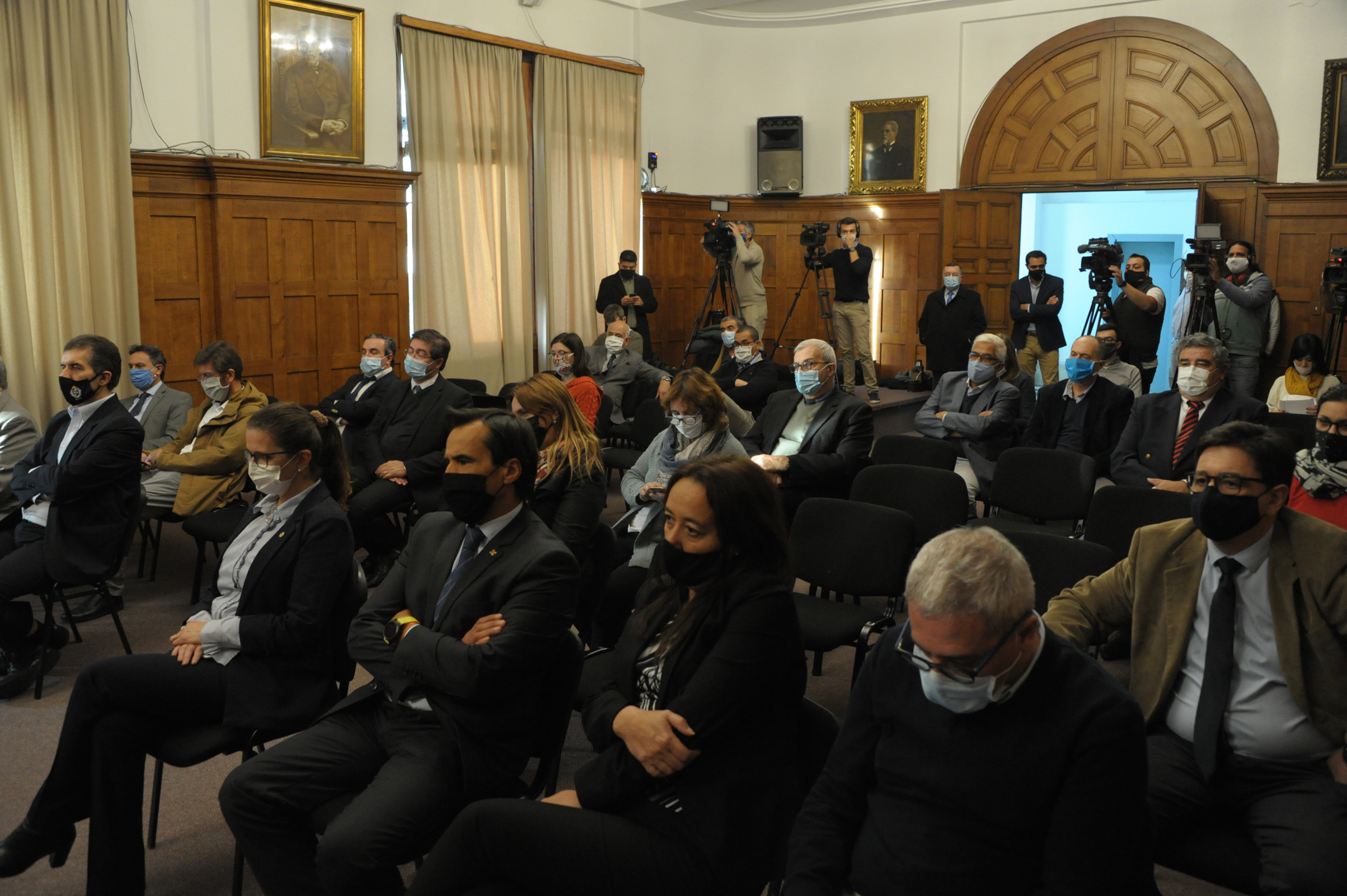 Acto de firma de acuerdo entre Fepremi y ASSE