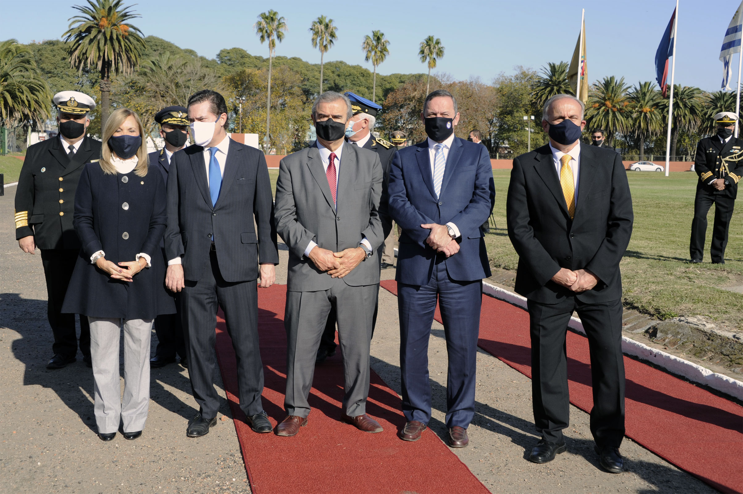 Presidente de la República, Luis Lacalle Pou, encabezó acto por el 209.° aniversario de la Batalla de Las Piedras en el Comando del Ejército Nacional