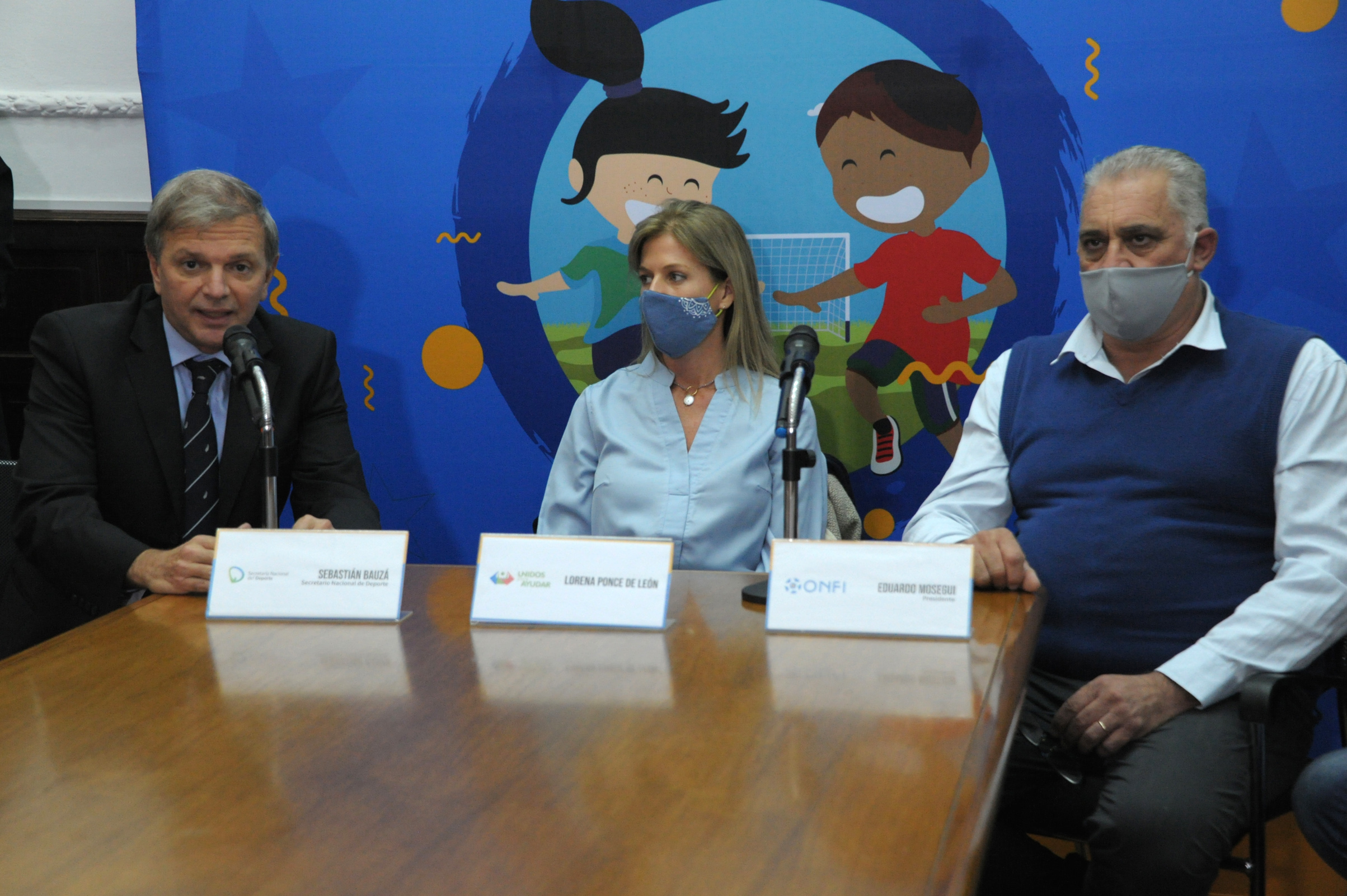 Director de la Secretaría Nacional del Deporte, Sebastián Bauzá, haciendo uso de la palabra