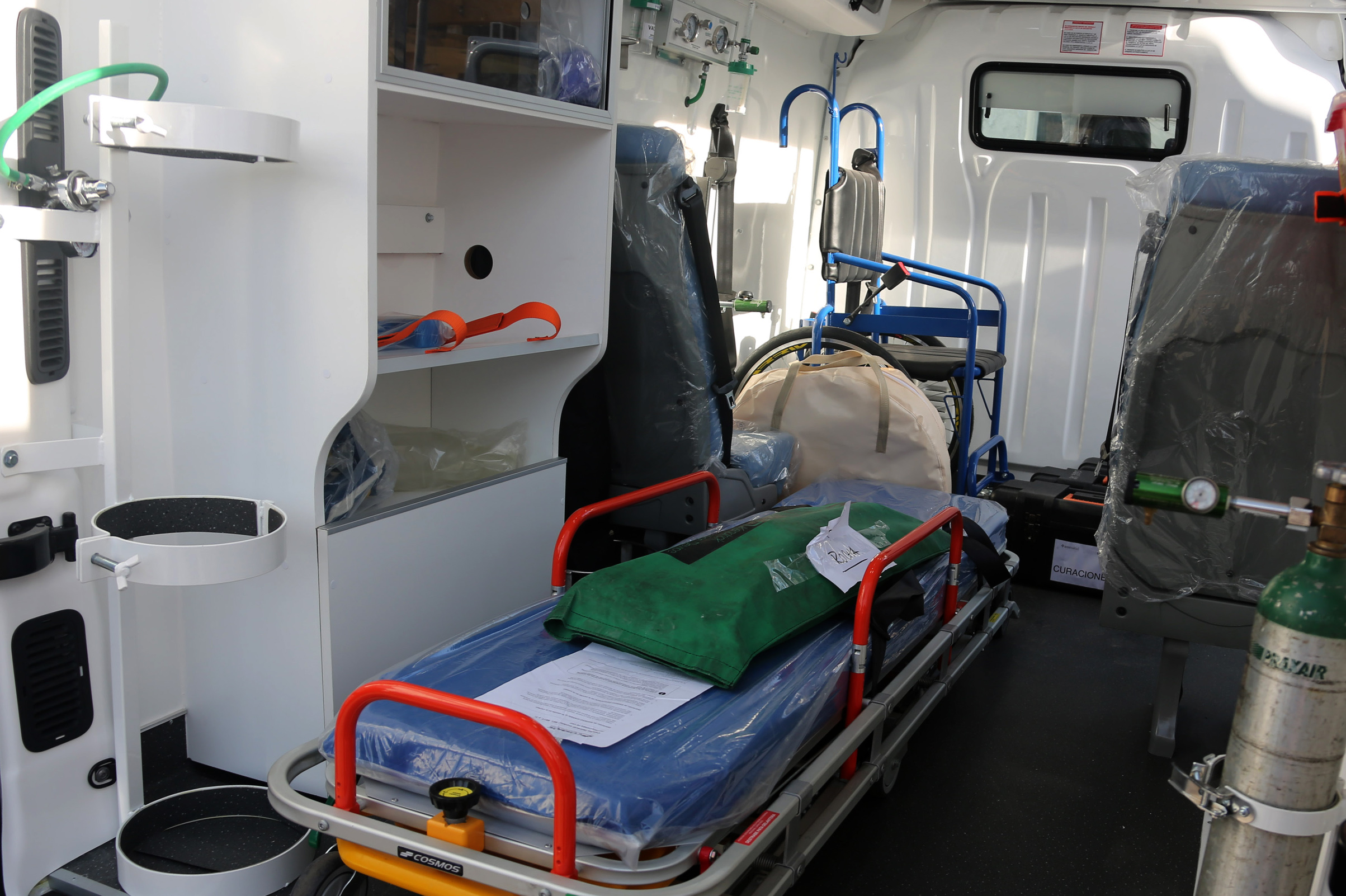 Autoridades de ASSE realizaron entrega de ambulancias especializadas destinadas a centros auxiliares de Castillos y Chuy