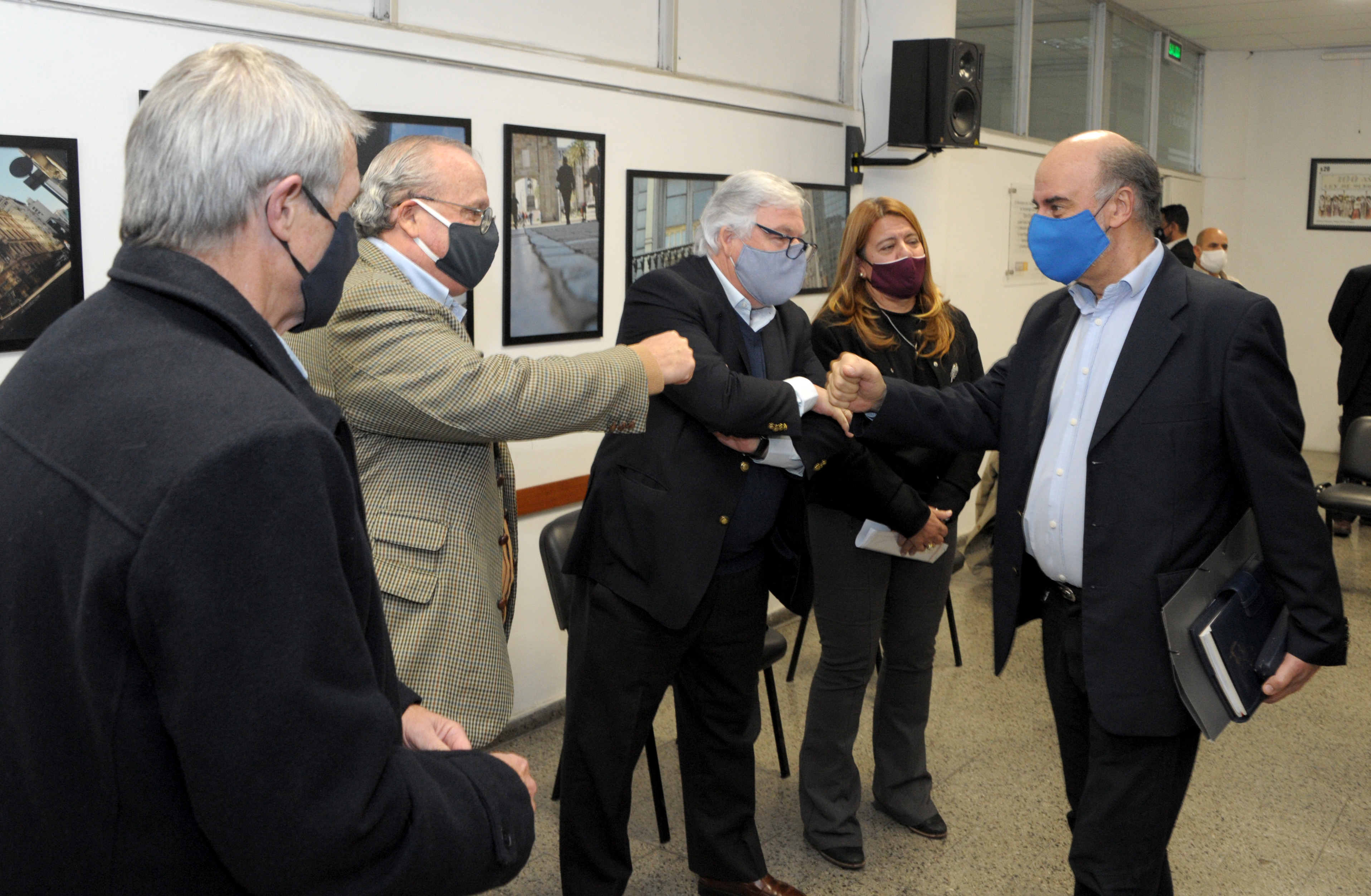 Reunión del Consejo Superior Tripartito, encabezada por el ministro de Trabajo, Pablo Mieres
