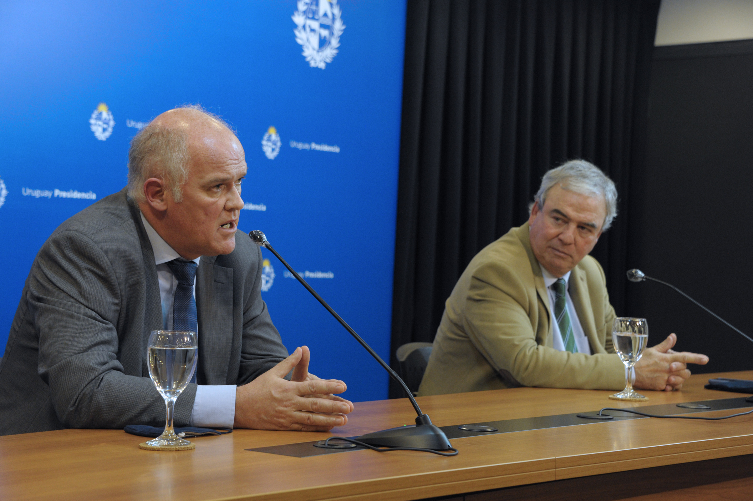 Ministro de Transporte, Luis Alberto Heber, y subsecretario de la cartera, Juan José Olaizola