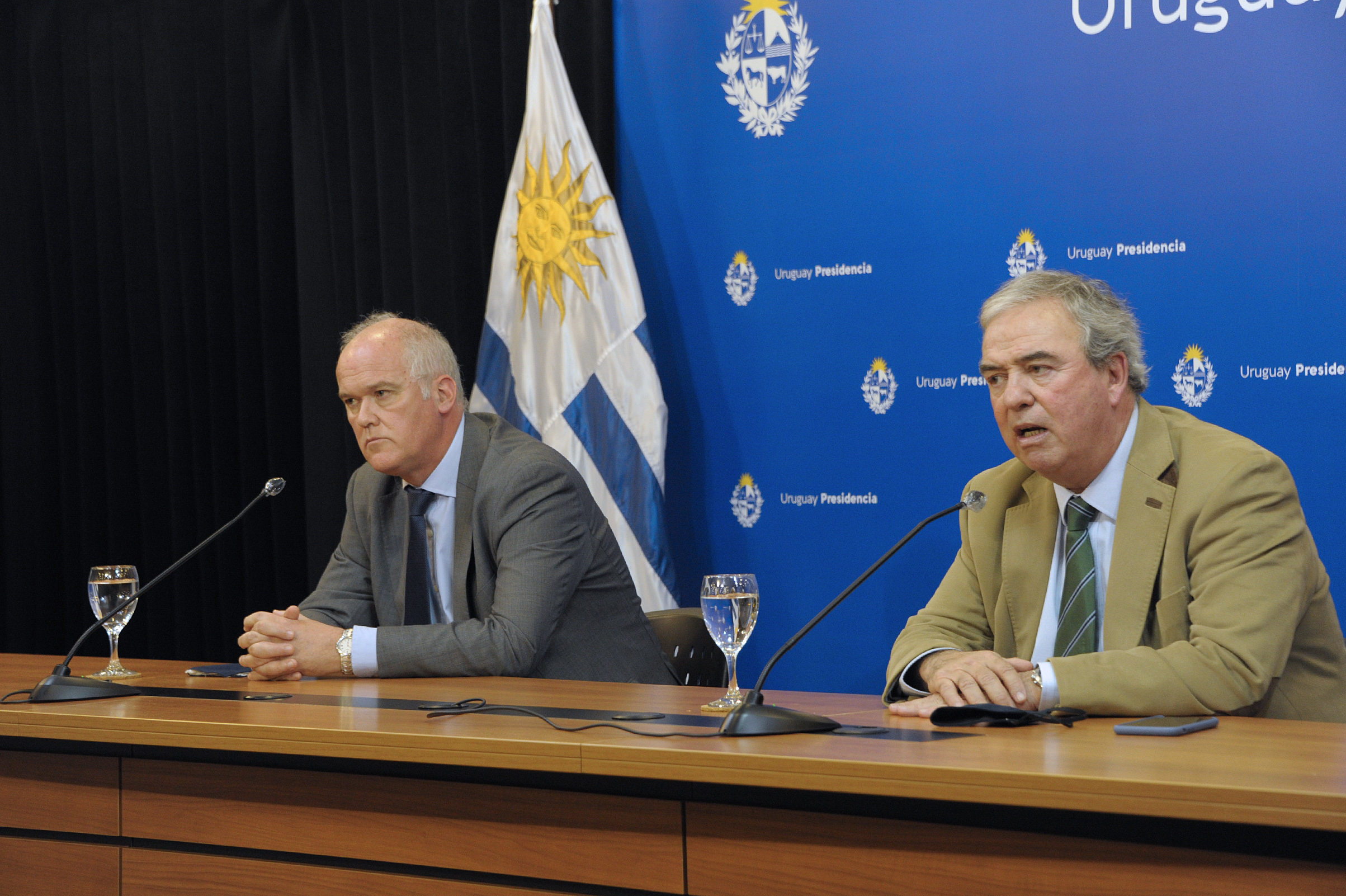 Ministro de Transporte, Luis Alberto Heber, y subsecretario de la cartera, Juan José Olaizola
