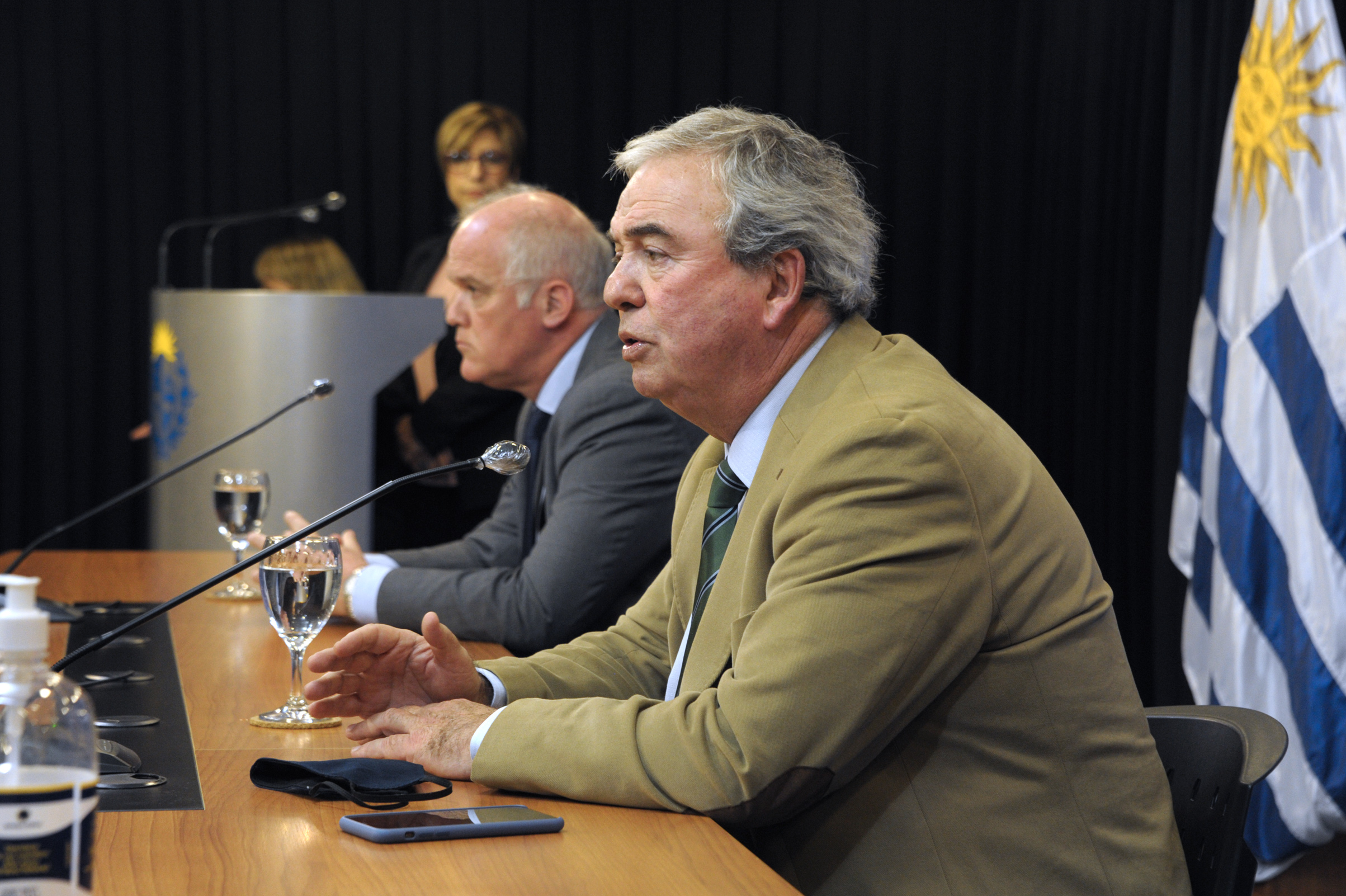 Ministro de Transporte, Luis Alberto Heber, y subsecretario de la cartera, Juan José Olaizola