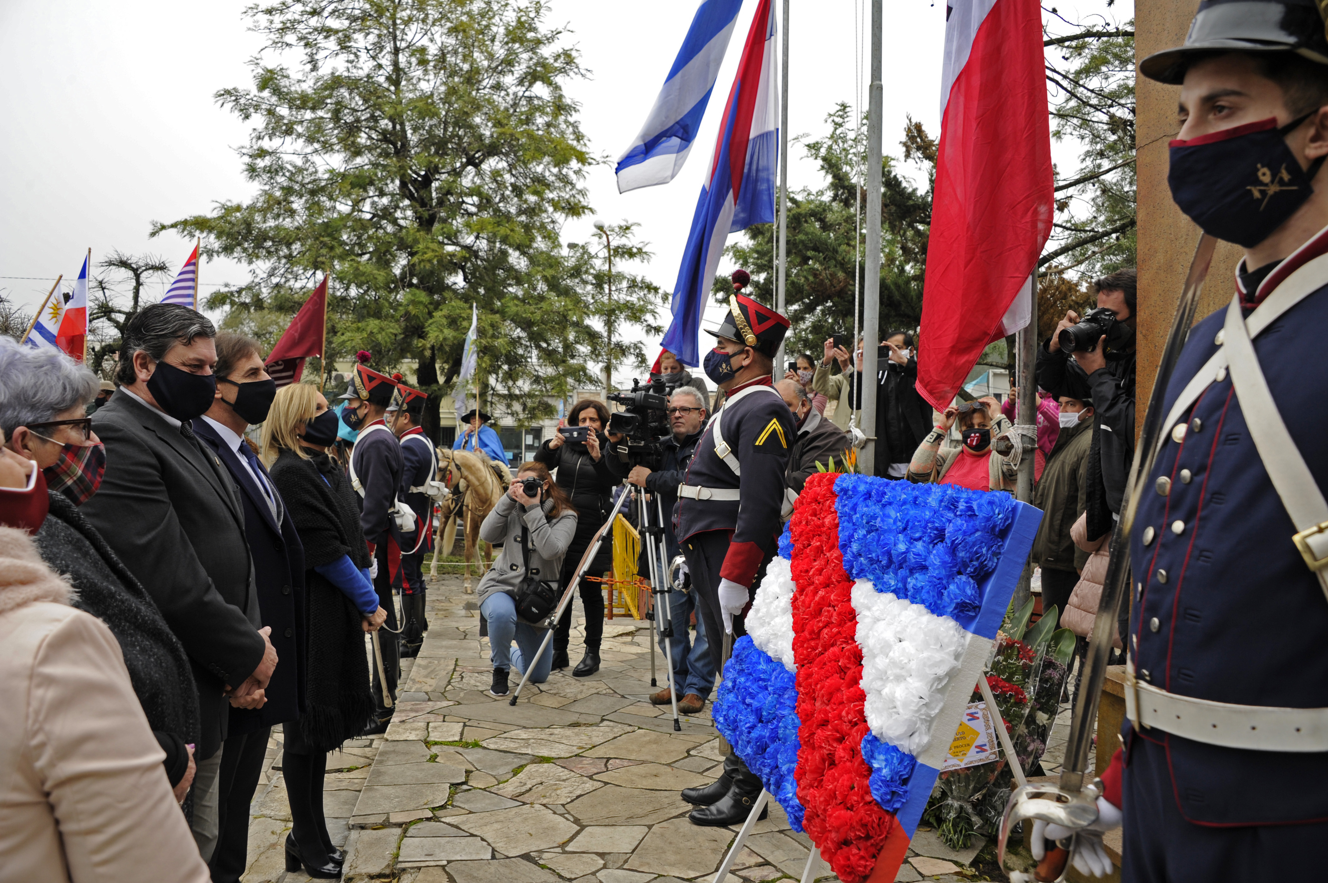 Presidente, Luis Lacalle Pou, encabezó acto conmemorativo del 256.º aniversario del Natalicio de José Artigas, en Sauce, Canelones