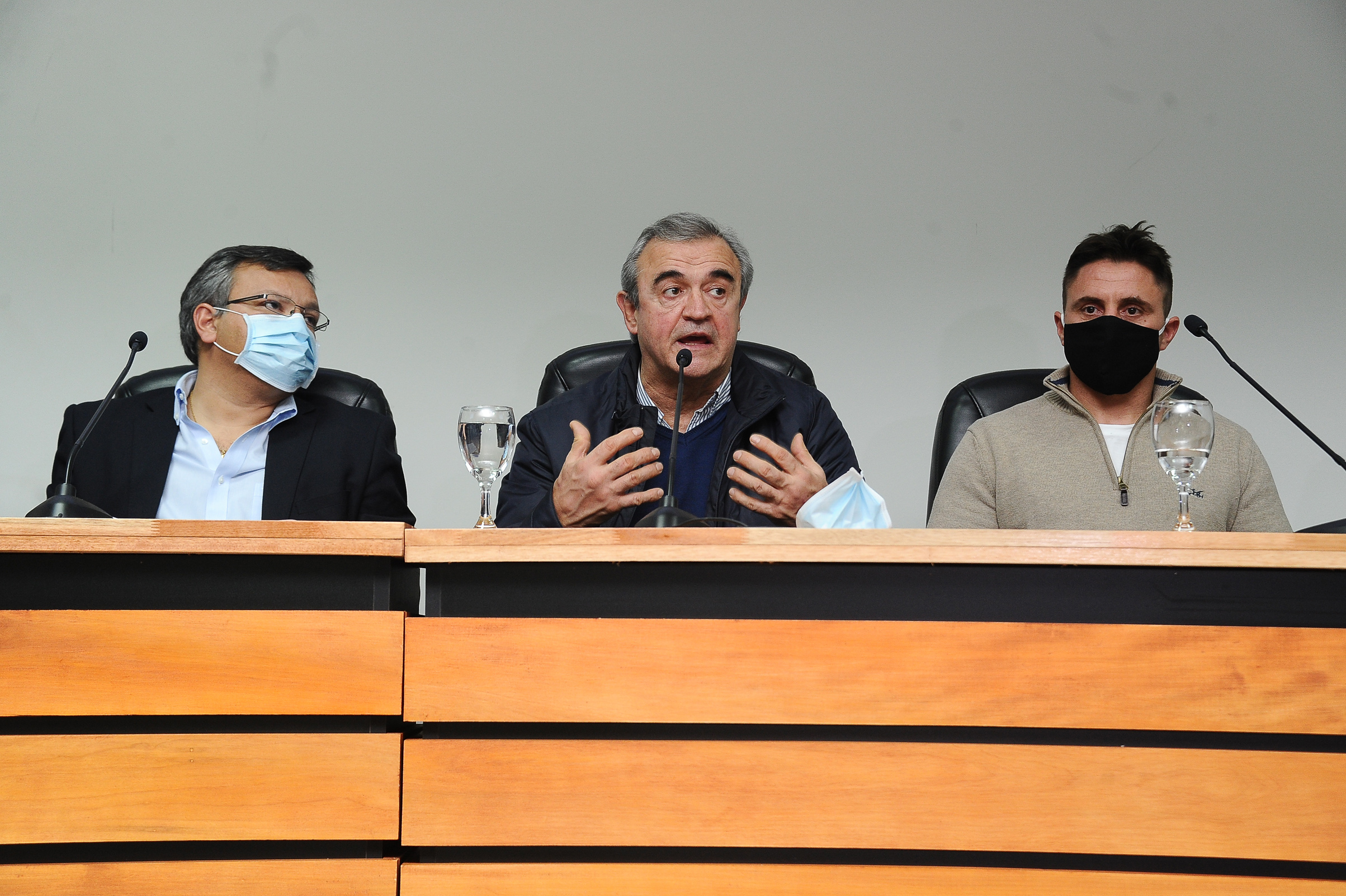 Acto de lanzamiento de la campaña “Juntos ayudemos a abrigar”, organizada por el Ministerio del Interior