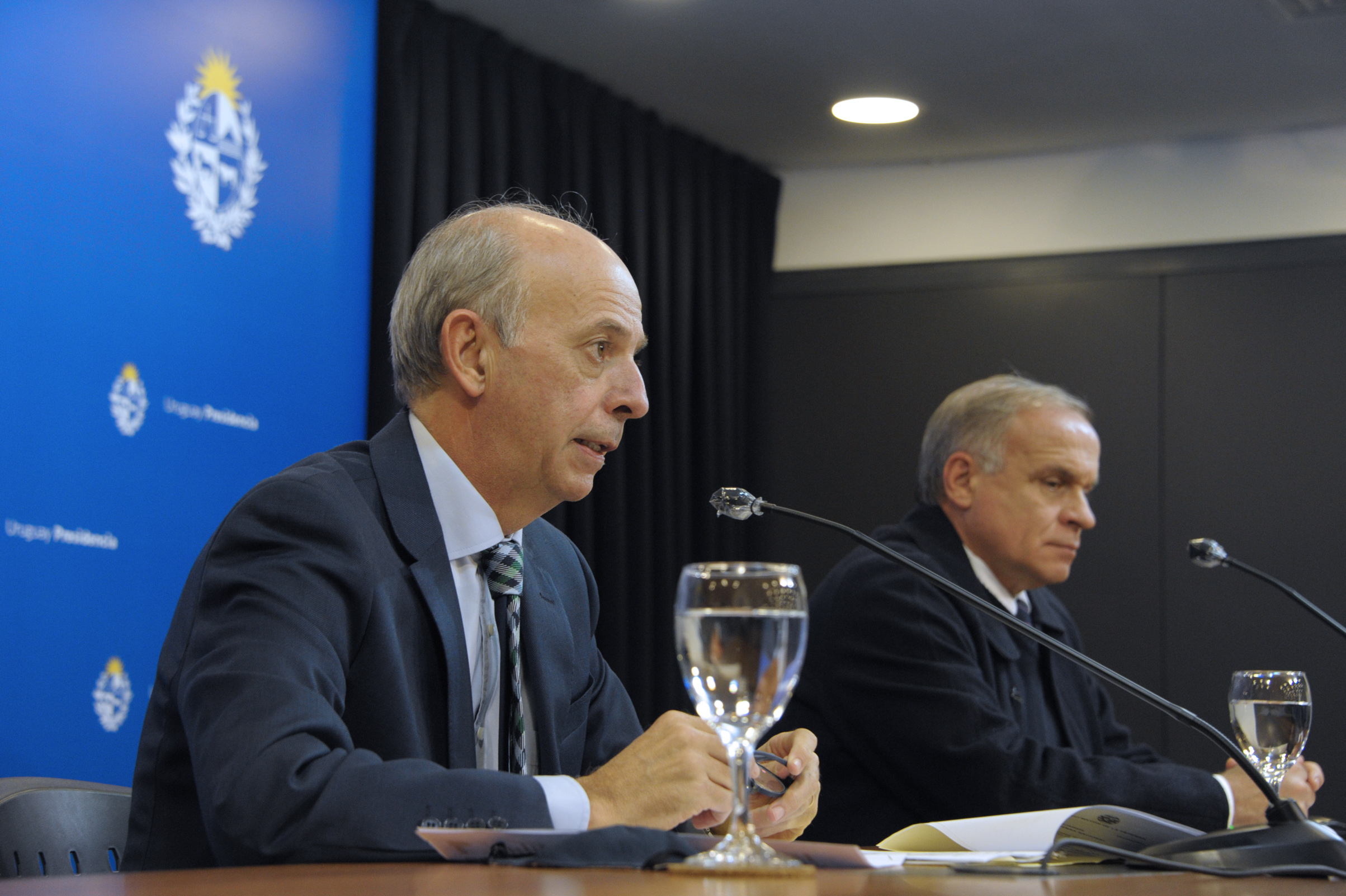 Ministro de Defensa, Javier García, y subsecretario, Rivera Elgue