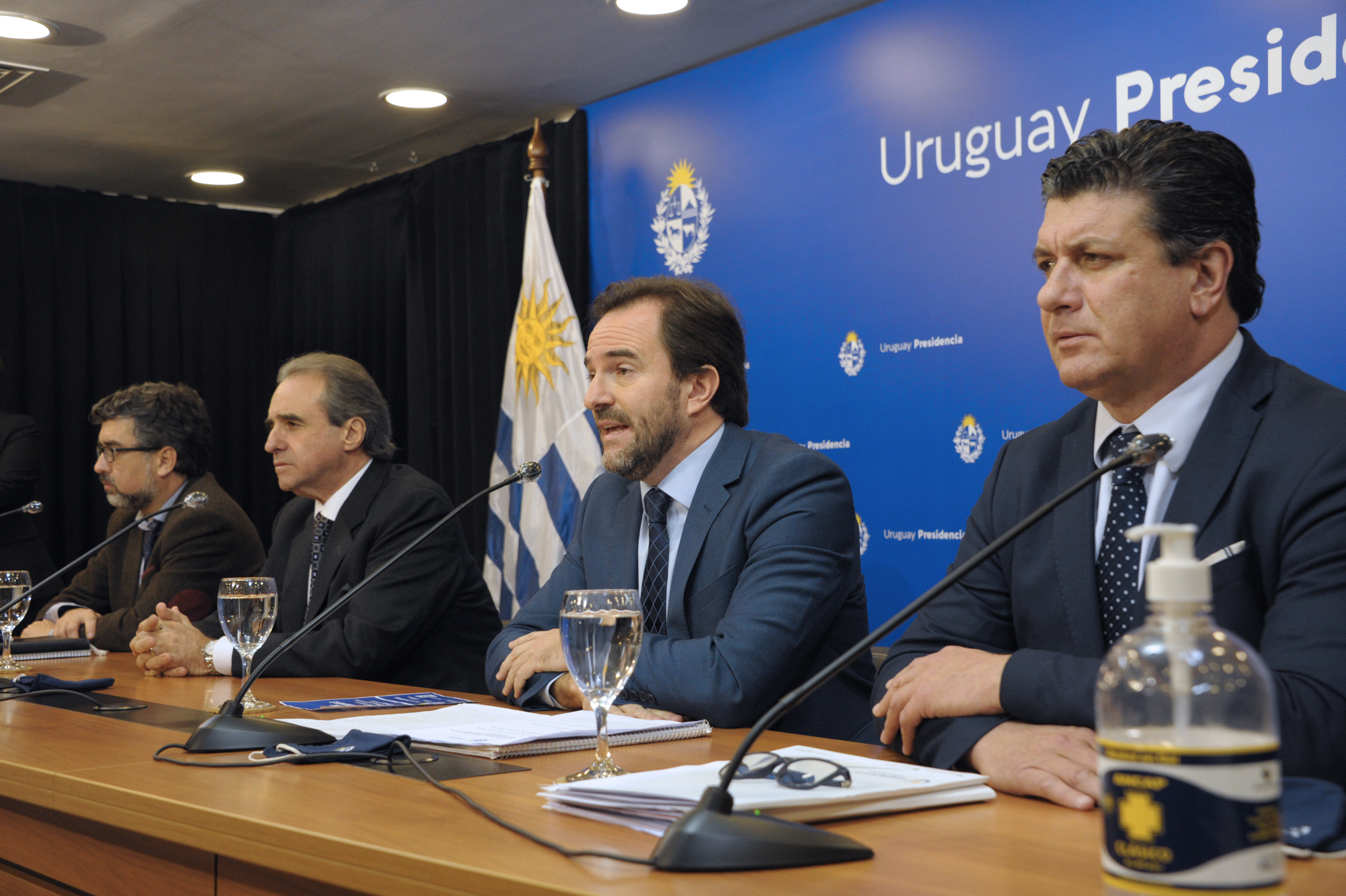 Ministro de Turismo, Germán Cardoso, haciendo uso de la palabra