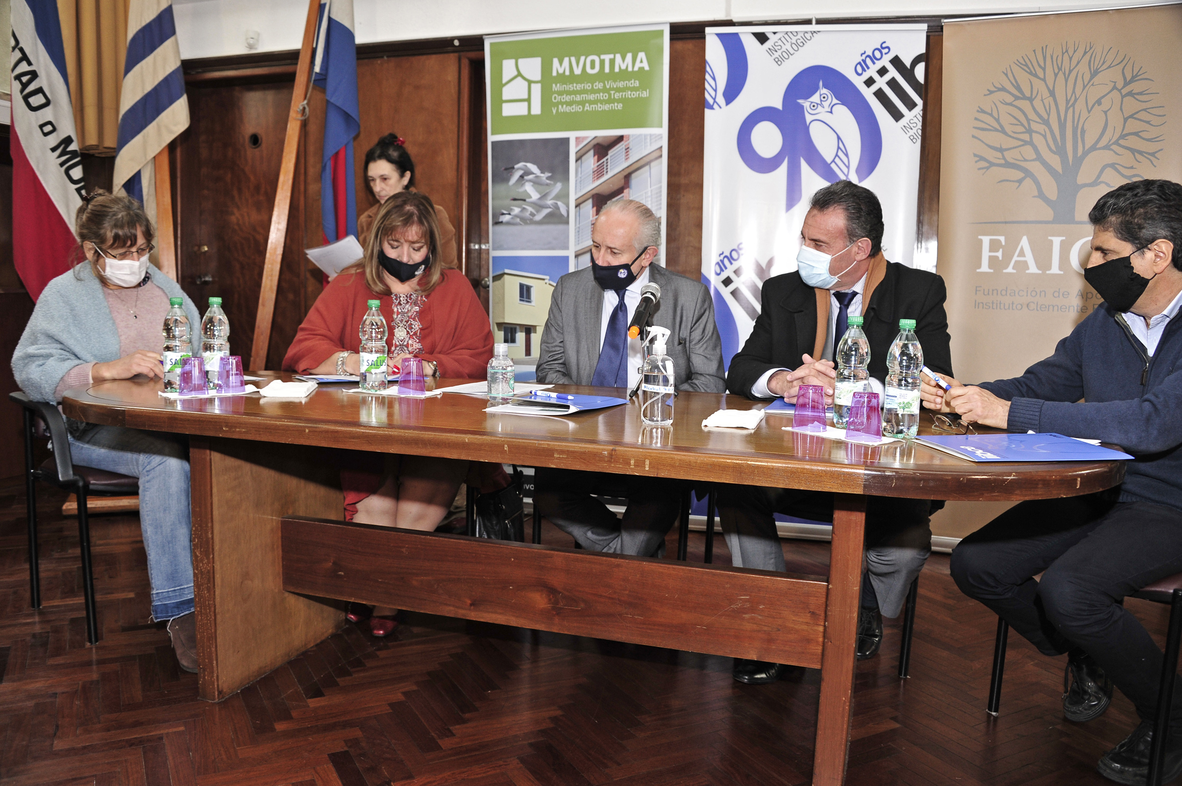 Acuerdo entre Vivienda, Educación e Instituto Clemente Estable permite creación de laboratorio