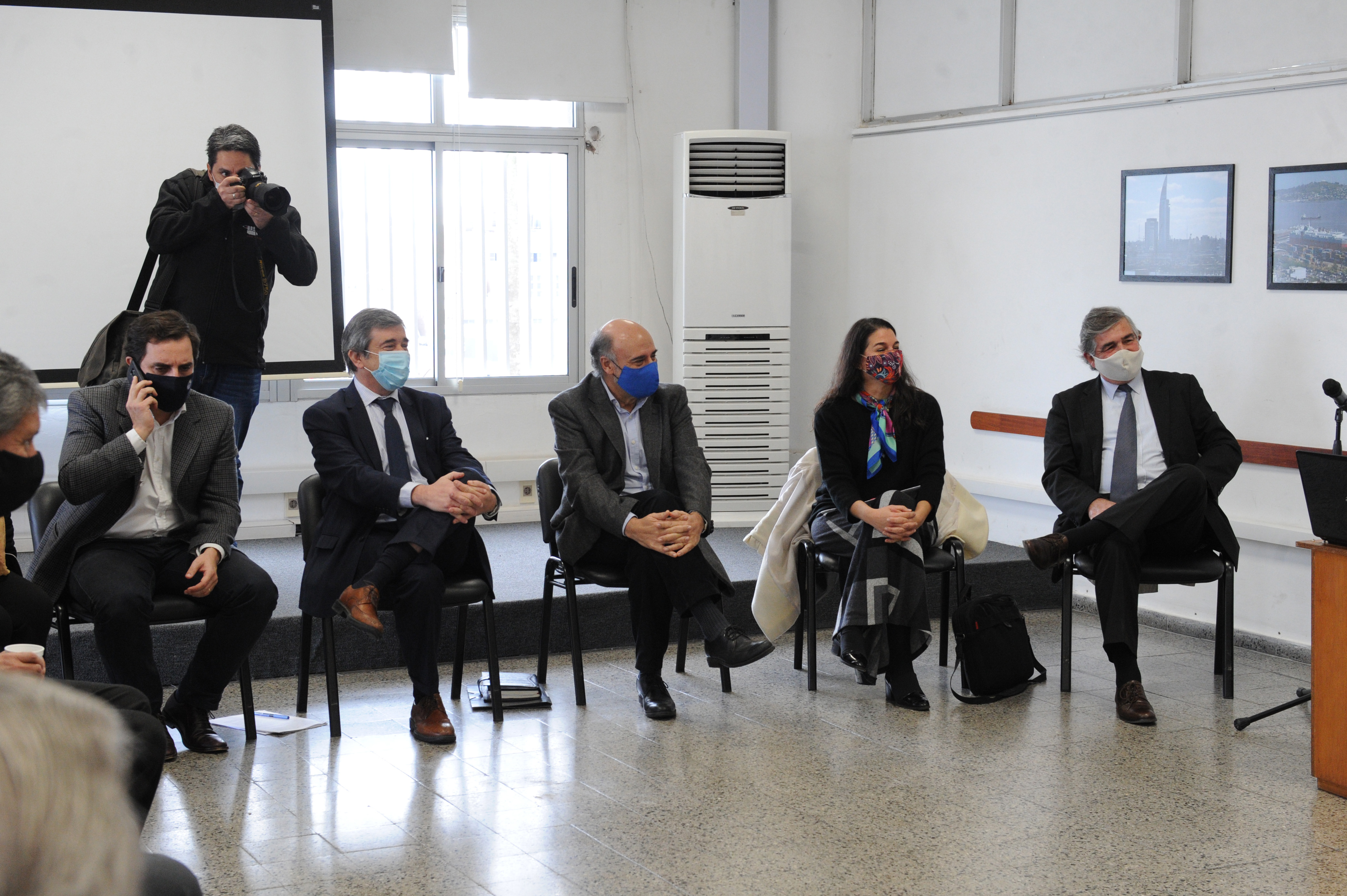 Ministro de Trabajo, Pablo Mieres, encabezó reunión del Consejo Superior Tripartito