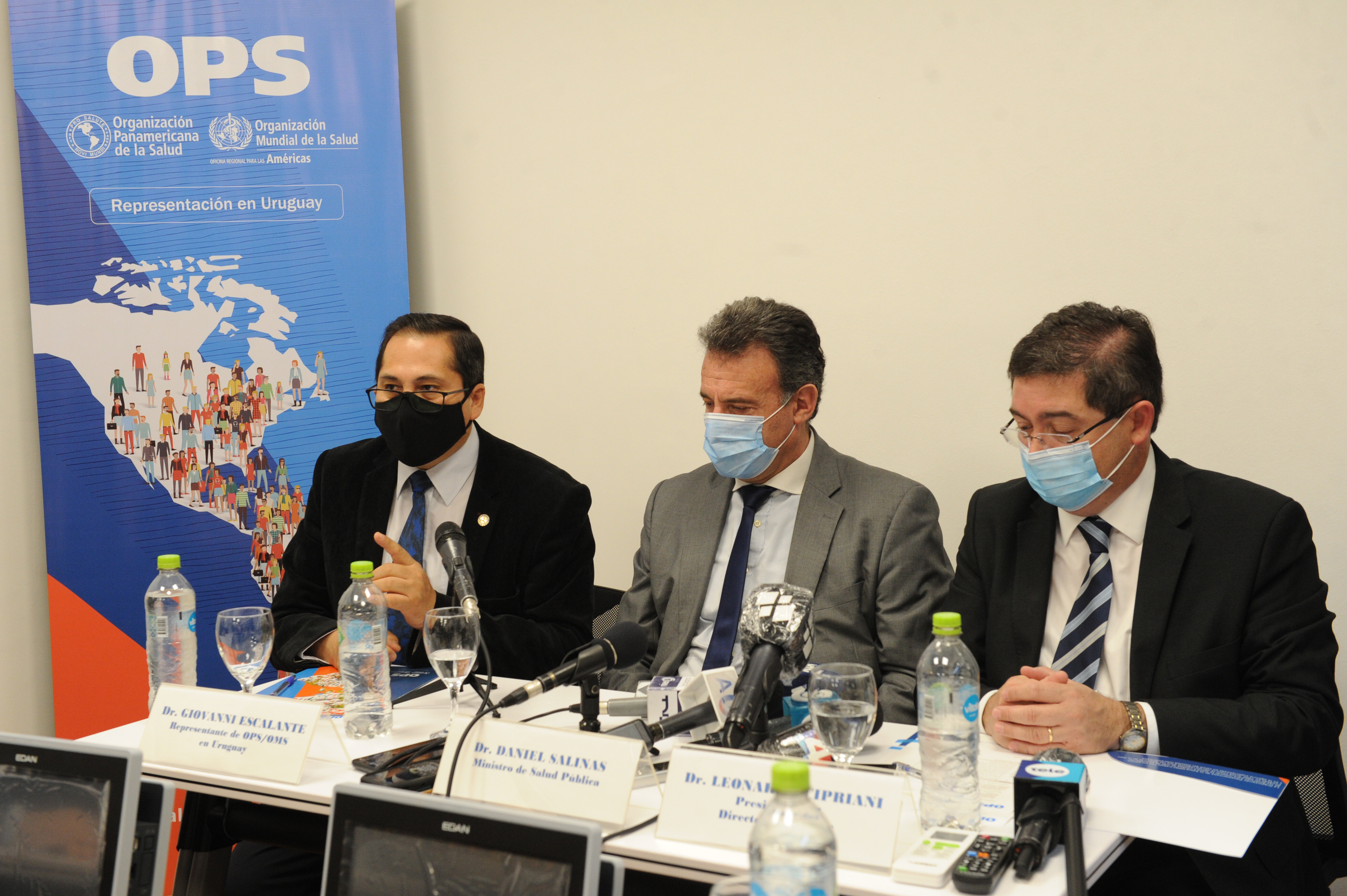 Acto de recepción de donaciones de equipamientos e insumos médicos destinados a ASSE