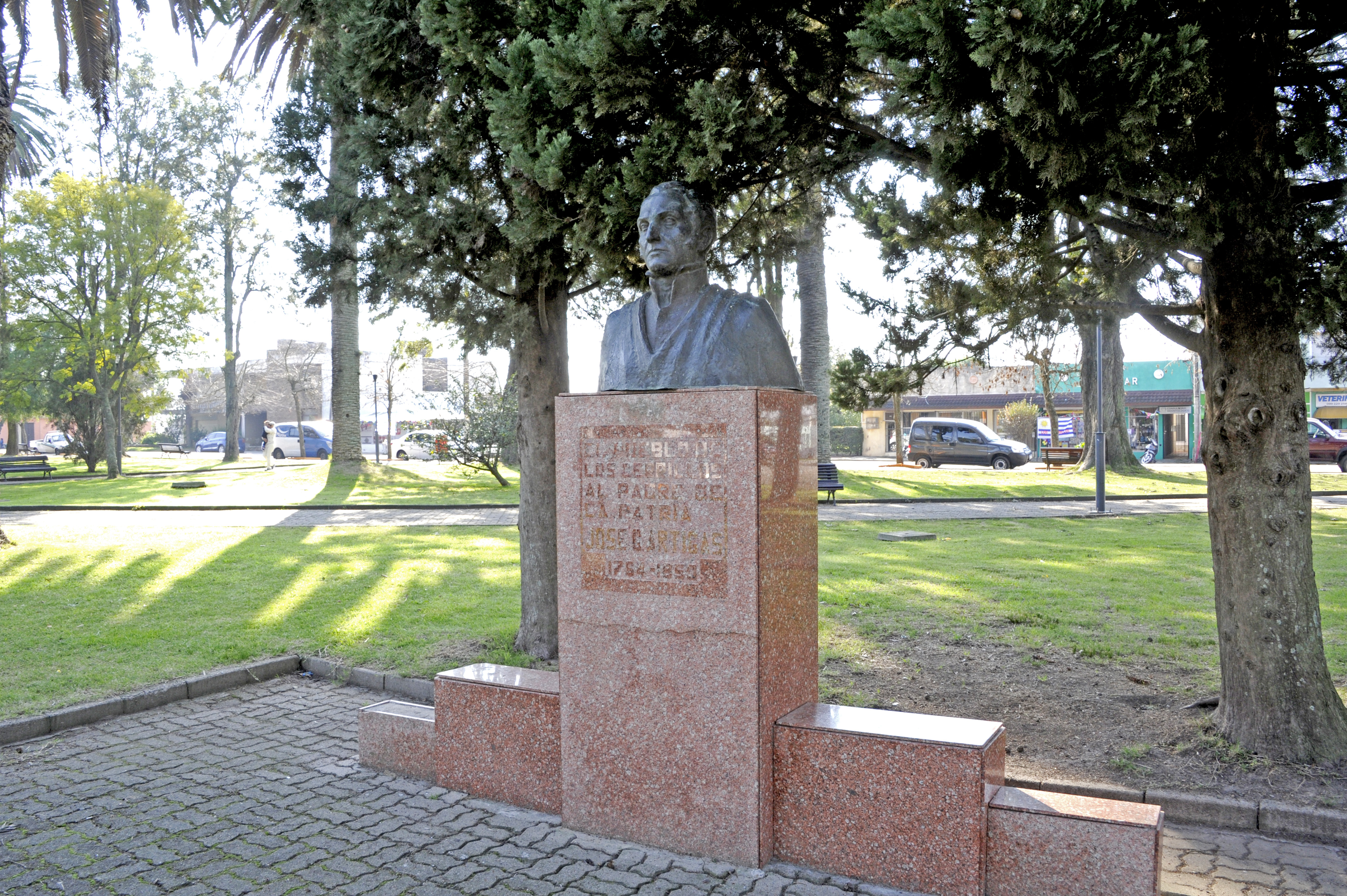 Plaza José Batlle y Ordóñez, ubicada en los Cerrillos