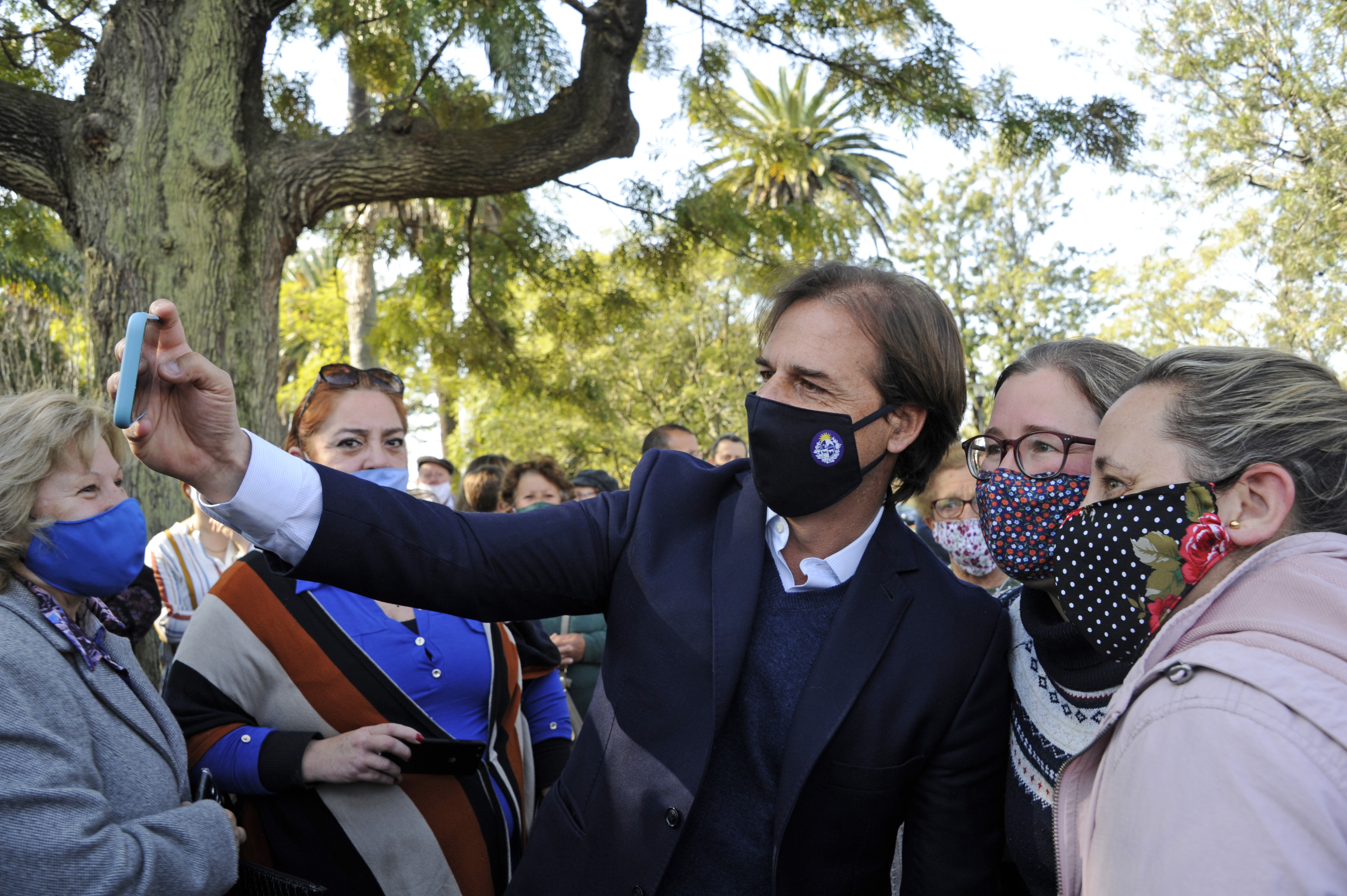 LLegada del Presidente Luis Lacalle Pou a la ciudad de Los Cerrillos en Canelones
