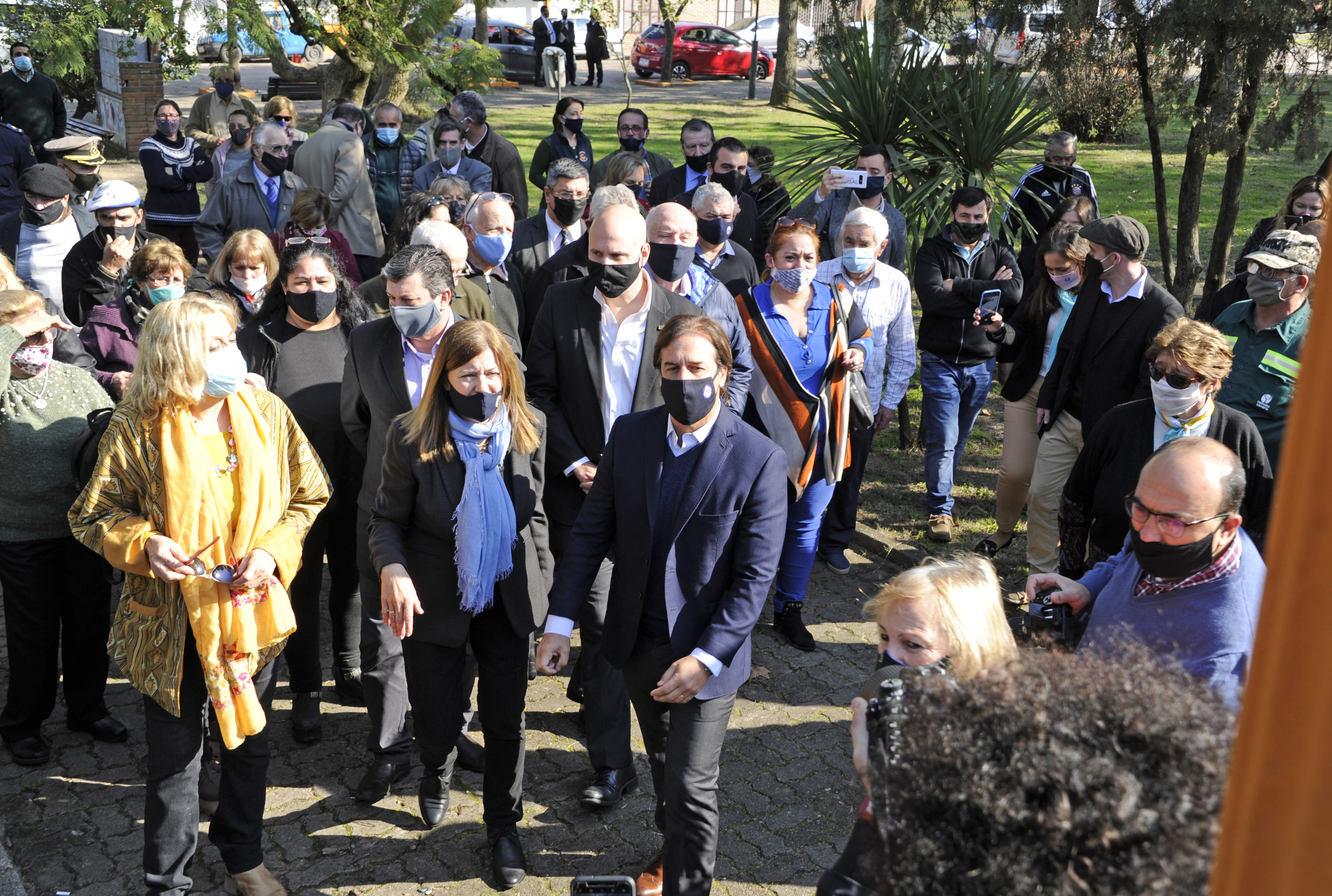 LLegada del Presidente Luis Lacalle Pou a la ciudad de Los Cerrillos en Canelones