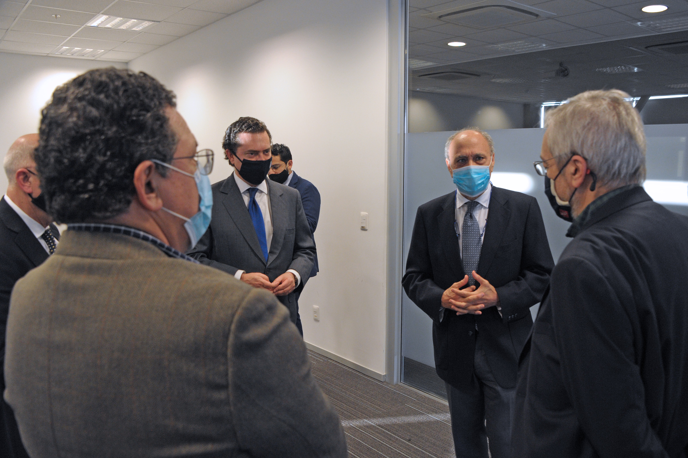Autoridades previo al inicio del acto de lanzamiento del proyecto ECHO para fortalecer capacidades en prevención y contención de COVID-19