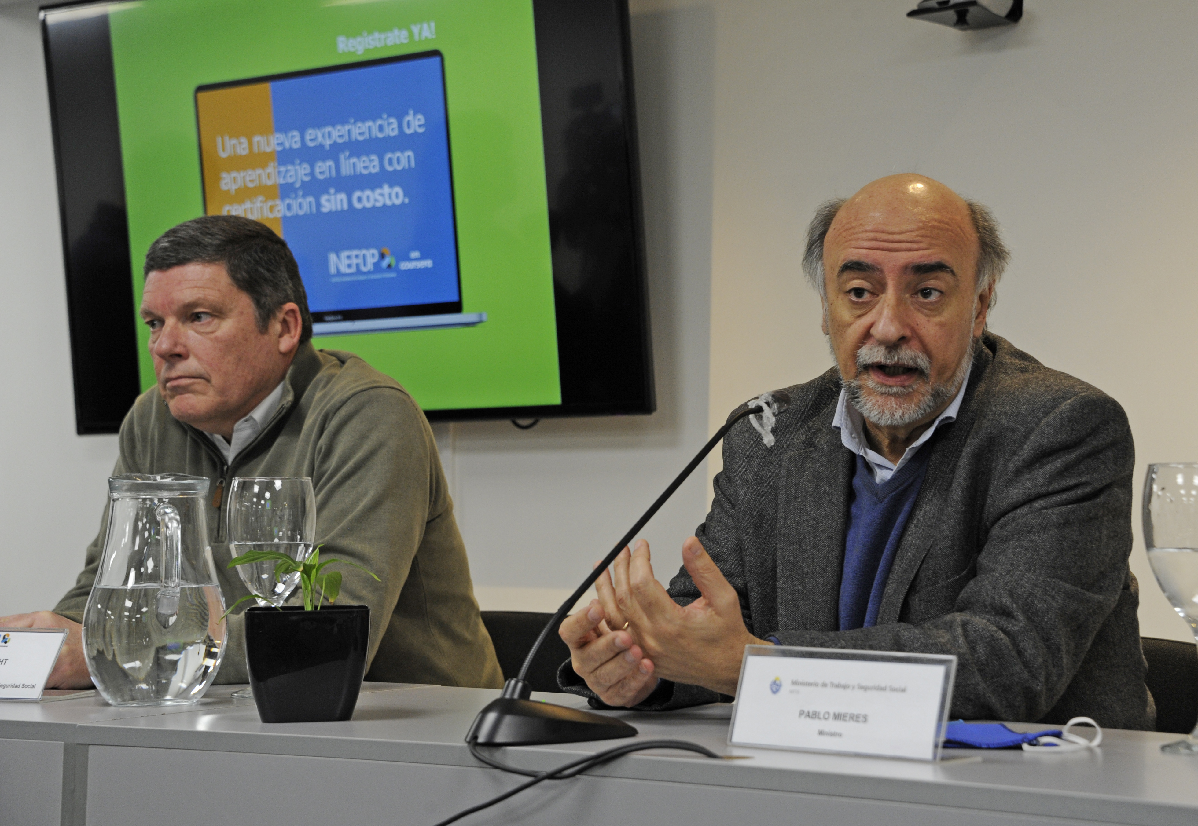 Ministro de Trabajo y Seguridad Social, Pablo Mieres, y director del Inefop, Pablo Darscht