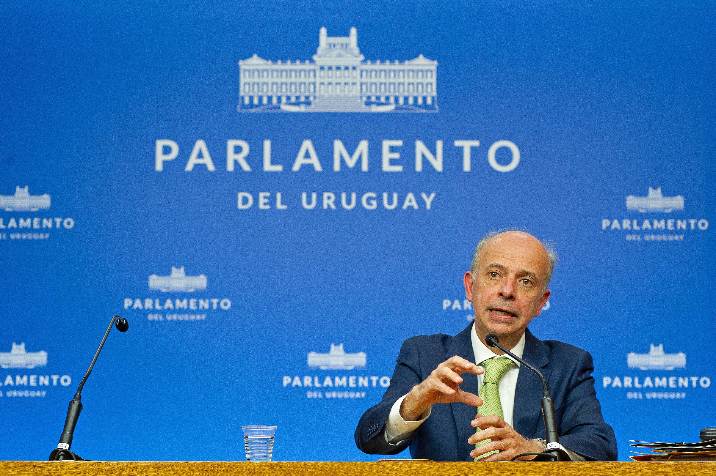 Ministro de Defensa Nacional, Javier García