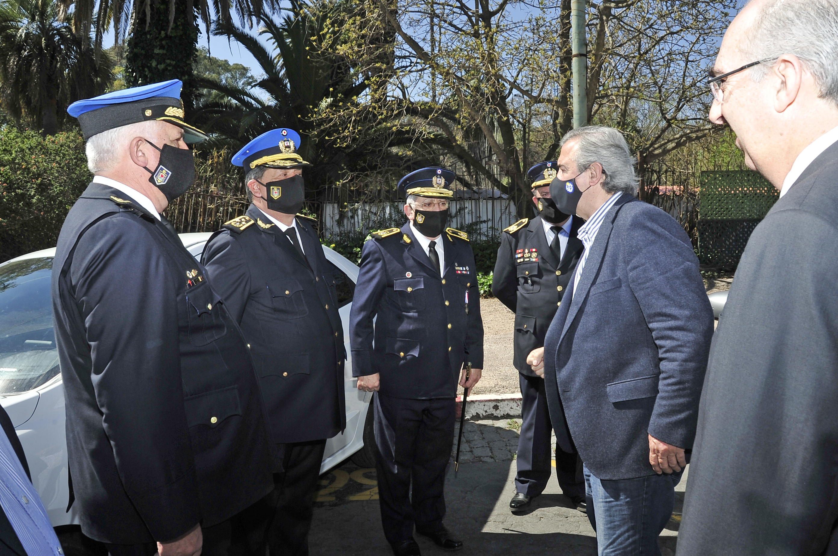 Ministro del Interior, Jorge Larrañaga, encabezó en Expo Prado el acto de entrega de 13 camionetas destinadas a Dirección Nacional de Seguridad Rural