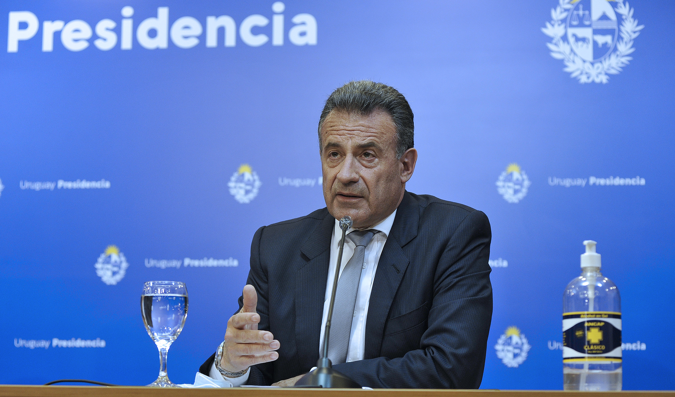 Ministro de Salud Pública, Daniel Salinas