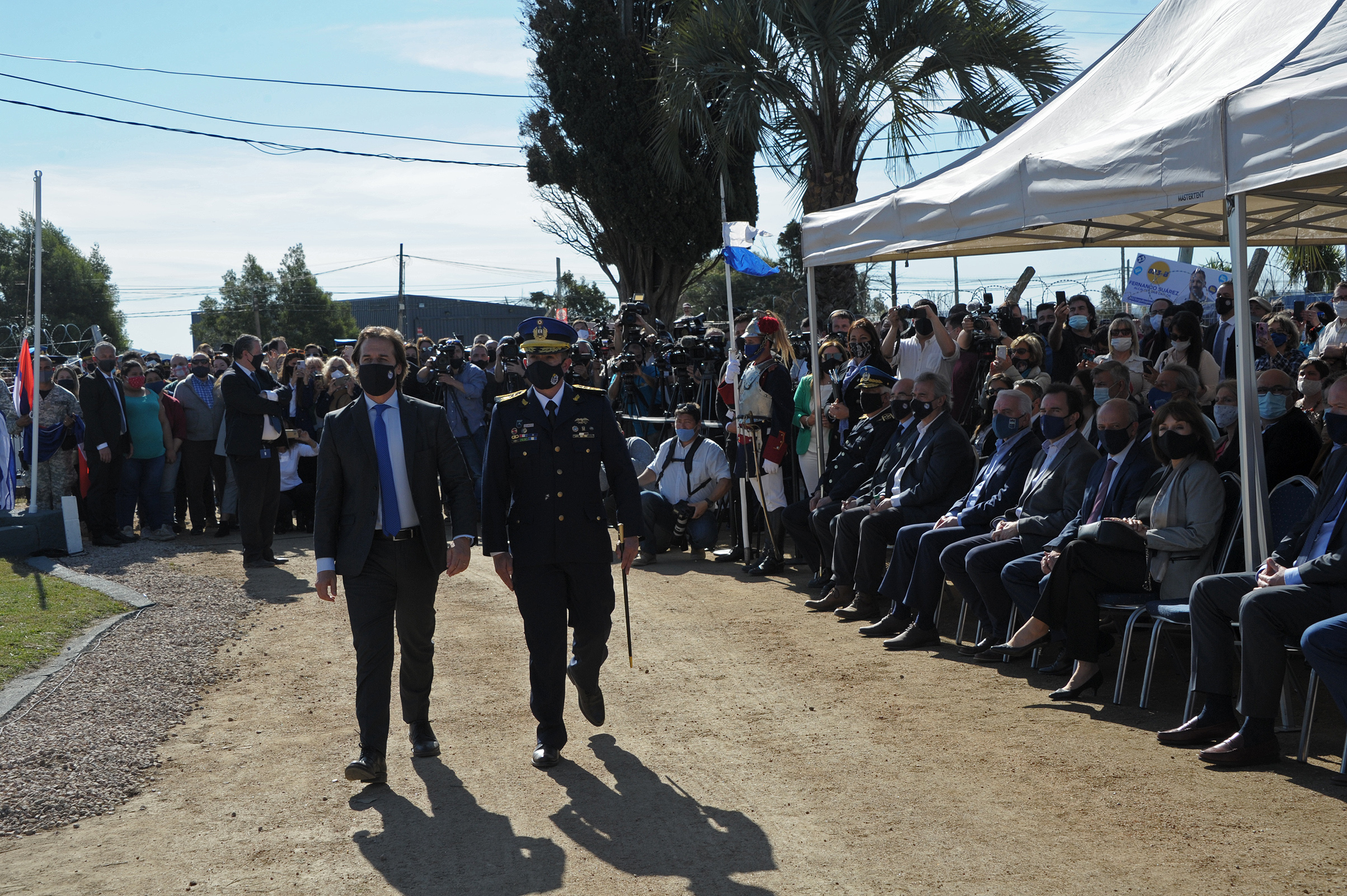 Llegada del presidente de la República, Luis Lacalle Pou, para encabezar inauguración de sede de la Guardia Republicana en San Carlos, Maldonado