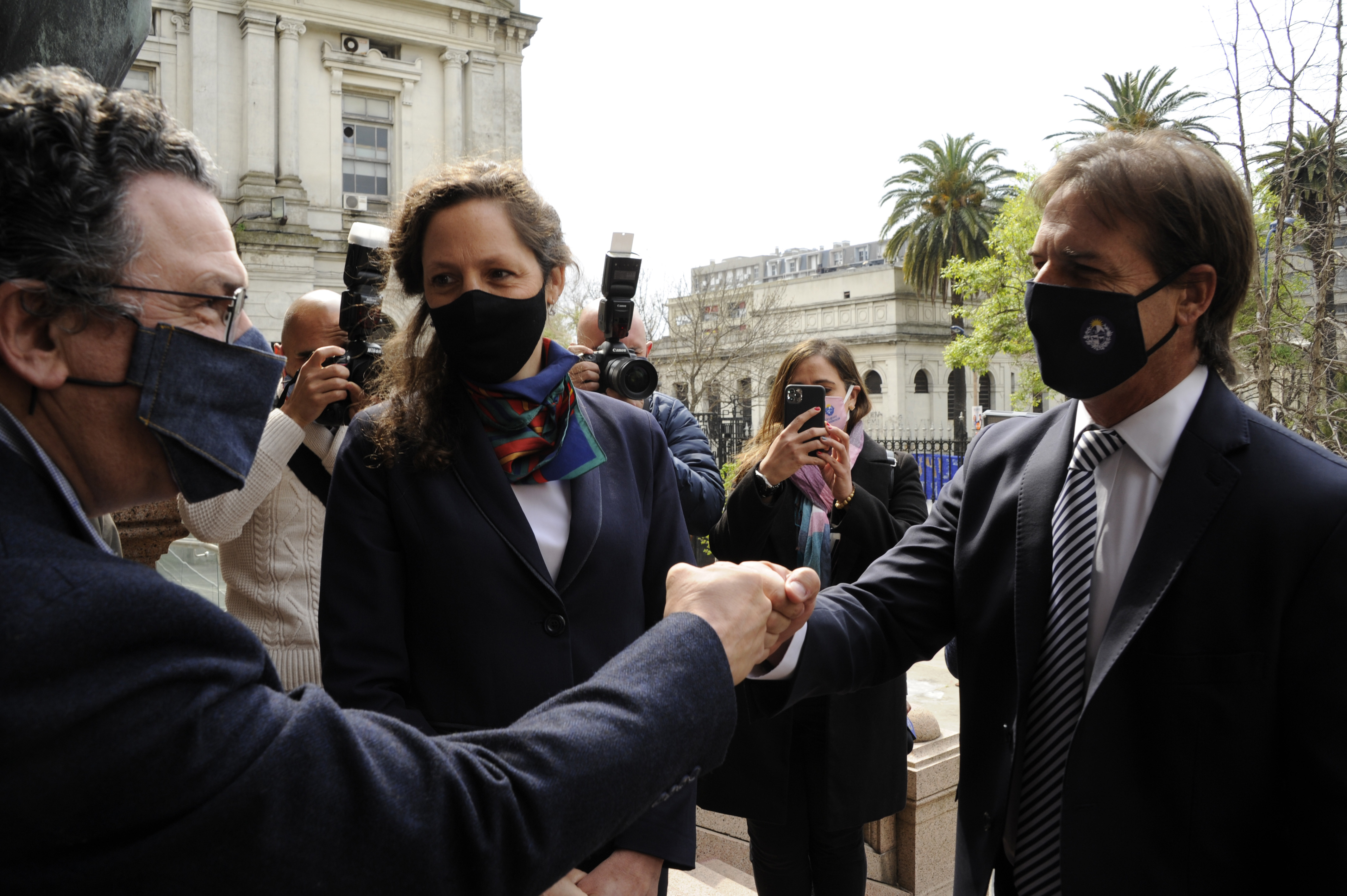 Llegada del presidente de la República, Luis Lacalle Pou, a la Facultad de Medicina