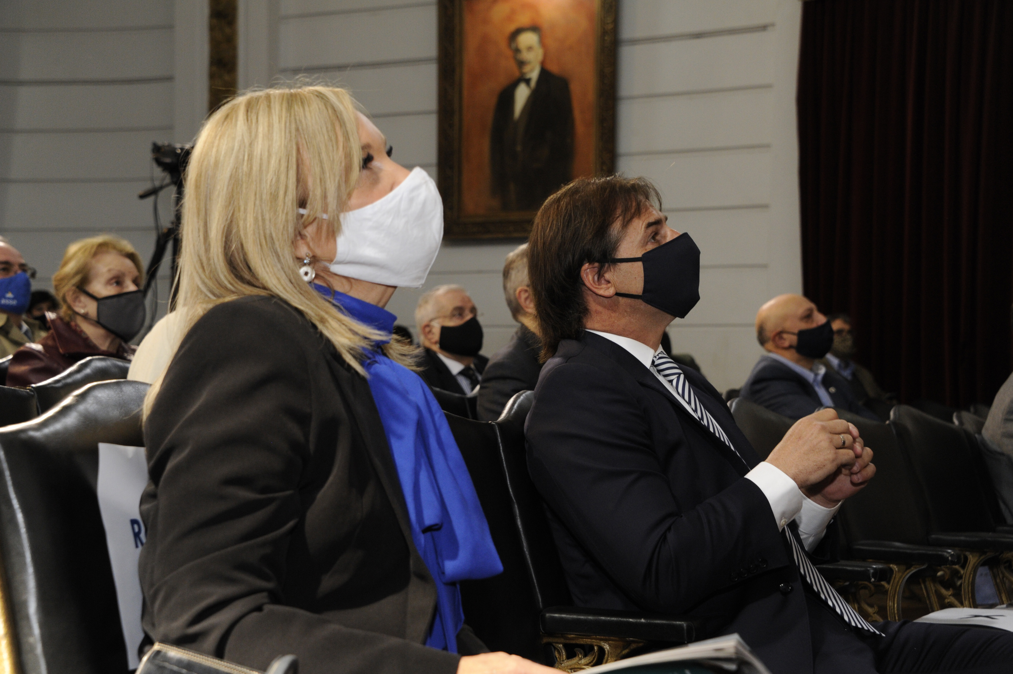 Presidente Luis Lacalle Pou junto a vicepresidenta Beatriz Argimón en presentación del Día del Patrimonio en homenaje a Manuel Quintela