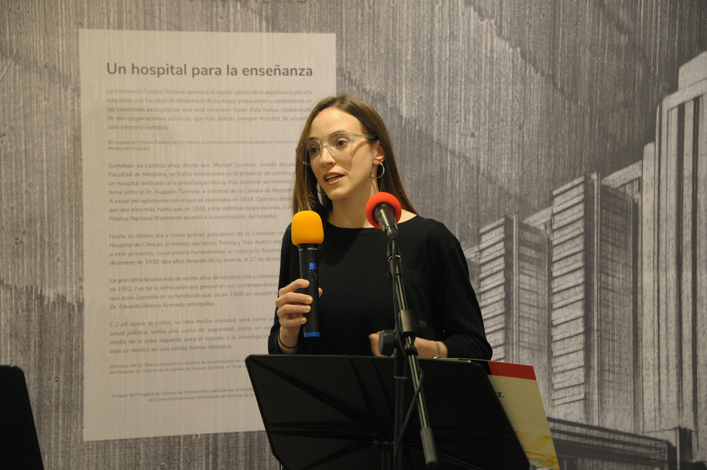 Inauguración de exposición fotográfica sobre Manuel Quintela