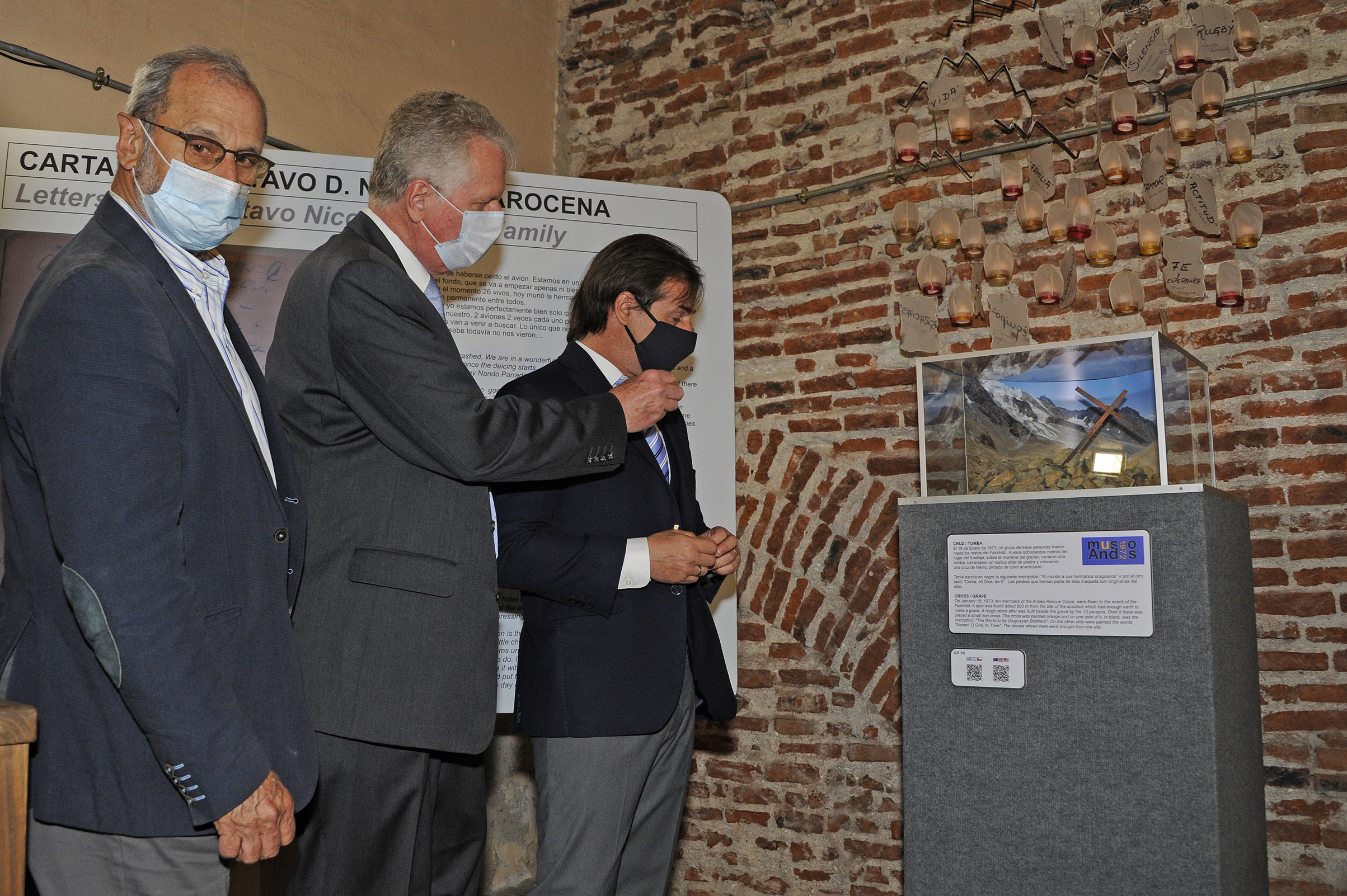 Presidente Luis Lacalle Pou asistió al museo Andes 1972