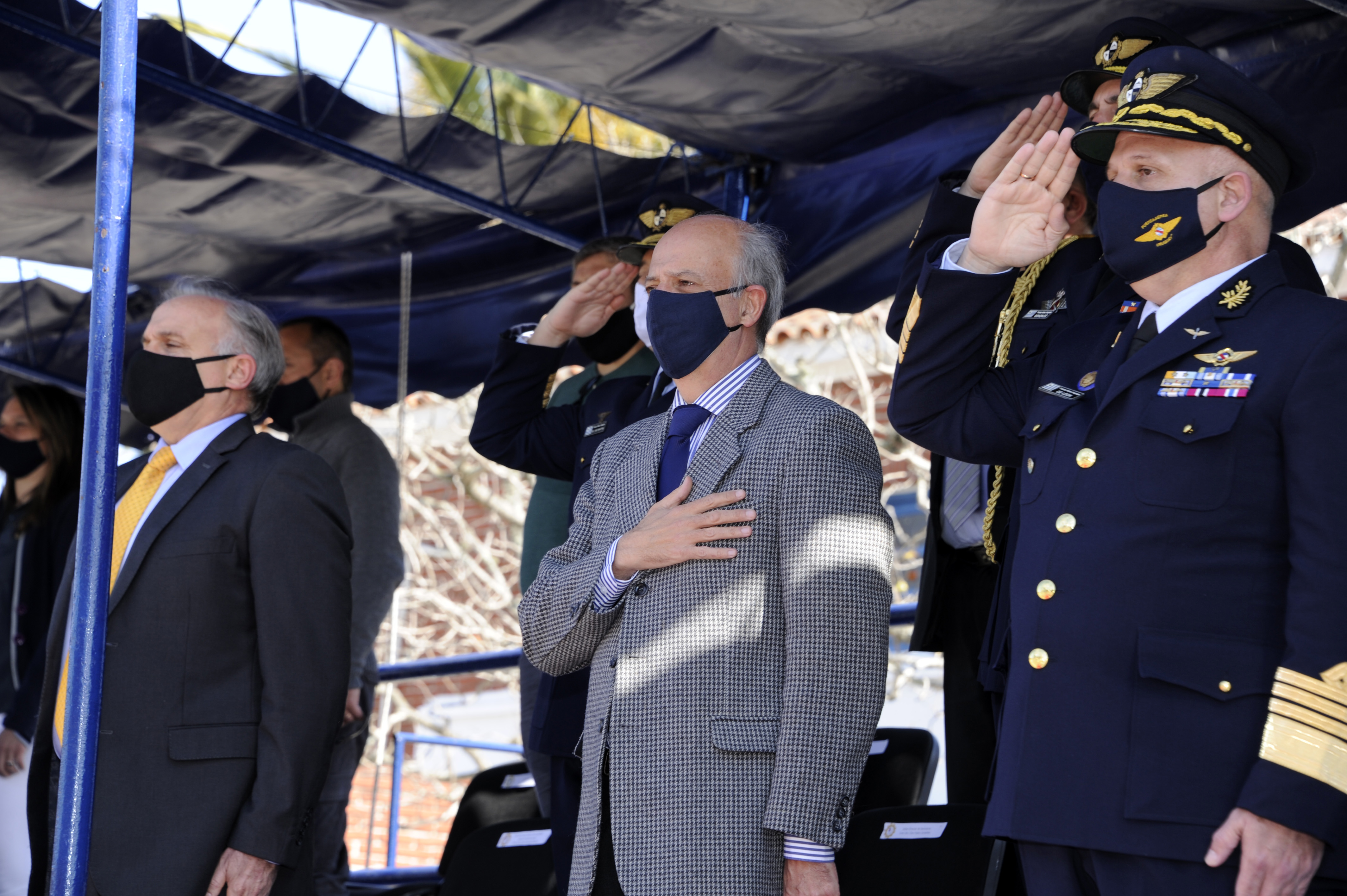 Ministro de Defensa Nacional, Javier García, encabezó celebración del 74.° aniversario de la Escuela Técnica Aeronáutica