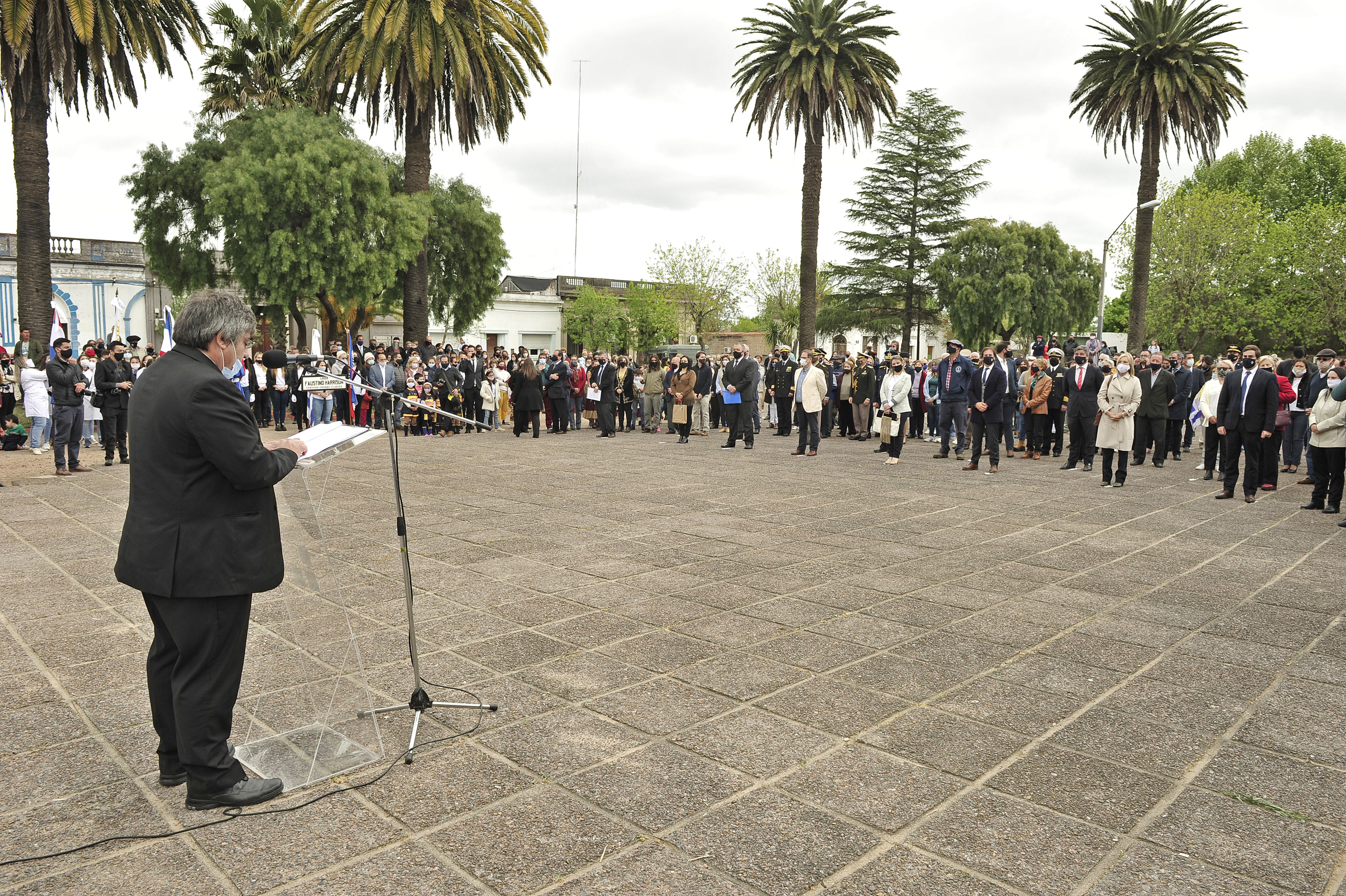 Presidente Luis Lacalle Pou encabezó acto de conmemoración del 195.° aniversario de la batalla de Sarandí